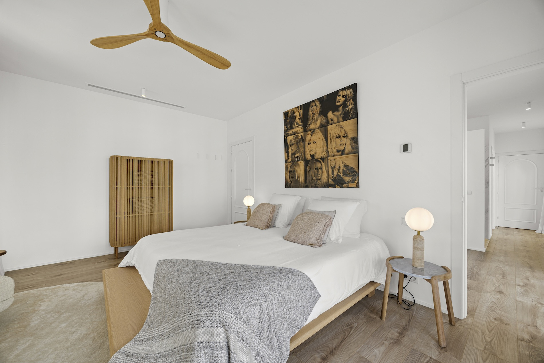  Image of Villa - 5 Bedrooms - 4 Bathrooms for sale in Malaga-San Pedro de Alcantara-Spain, Image 16