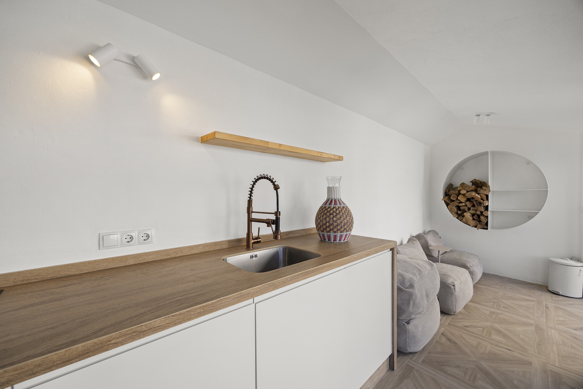  Image of Villa - 5 Bedrooms - 4 Bathrooms for sale in Malaga-San Pedro de Alcantara-Spain, Image 40