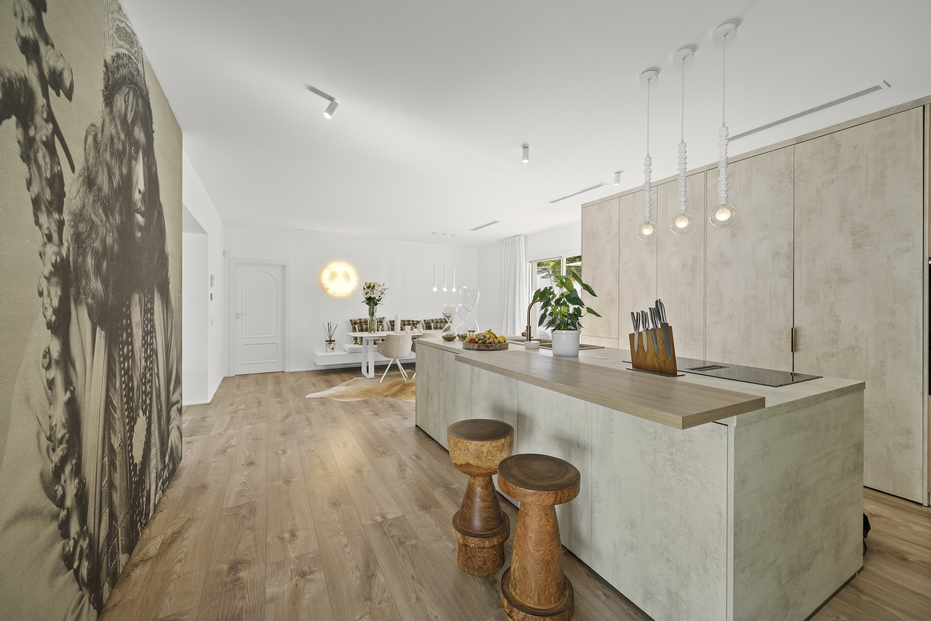  Image of Villa - 5 Bedrooms - 4 Bathrooms for sale in Malaga-San Pedro de Alcantara-Spain, Image 12