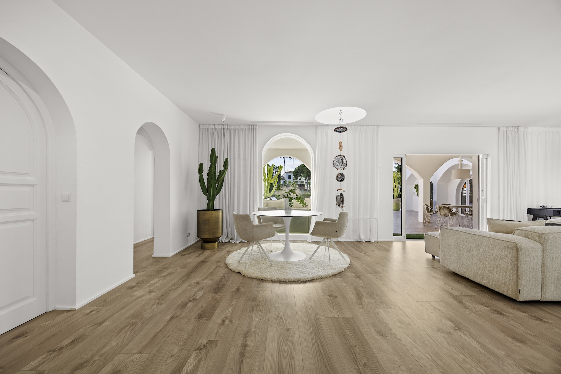  Image of Villa - 5 Bedrooms - 4 Bathrooms for sale in Malaga-San Pedro de Alcantara-Spain, Image 38