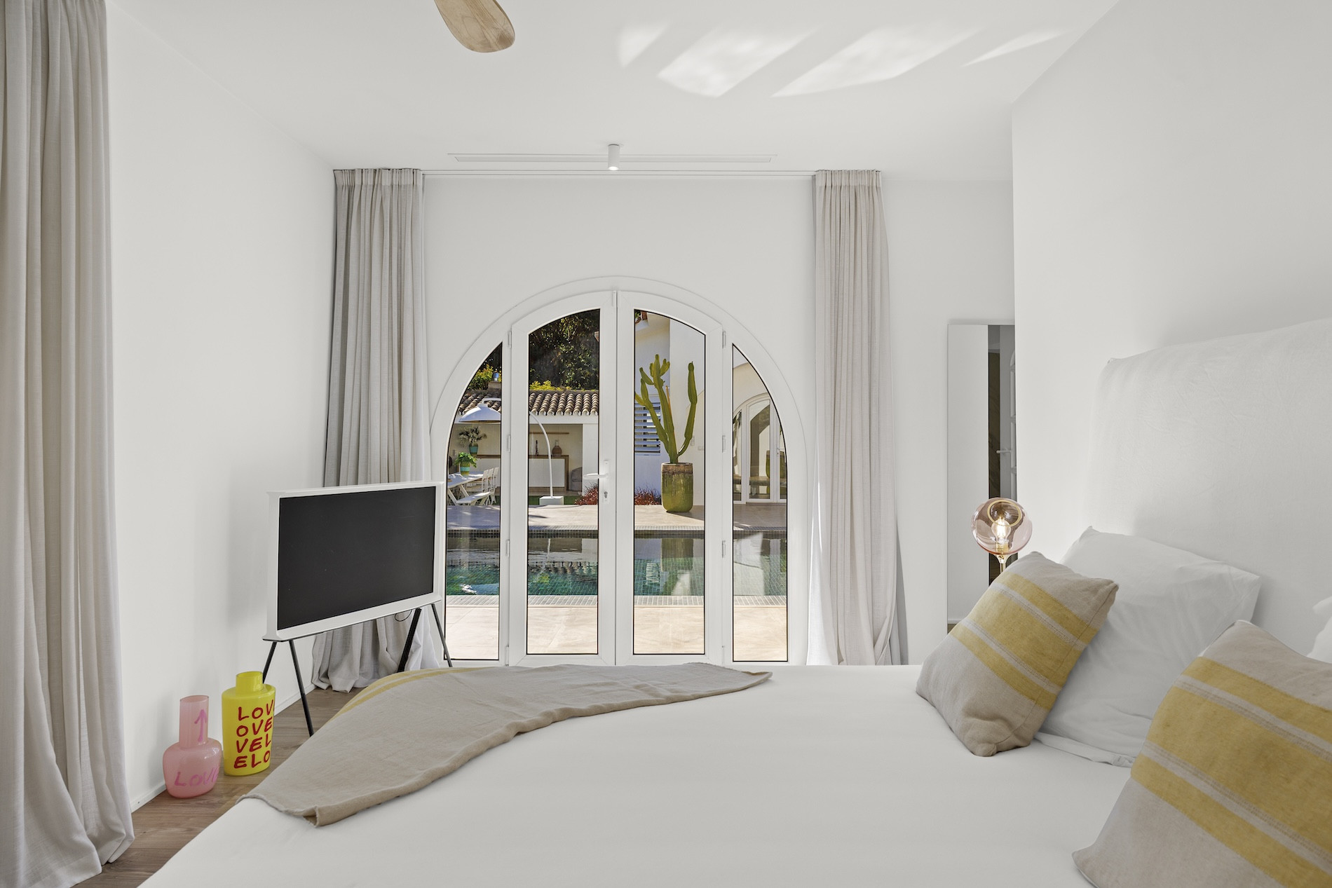  Image of Villa - 5 Bedrooms - 4 Bathrooms for sale in Malaga-San Pedro de Alcantara-Spain, Image 26