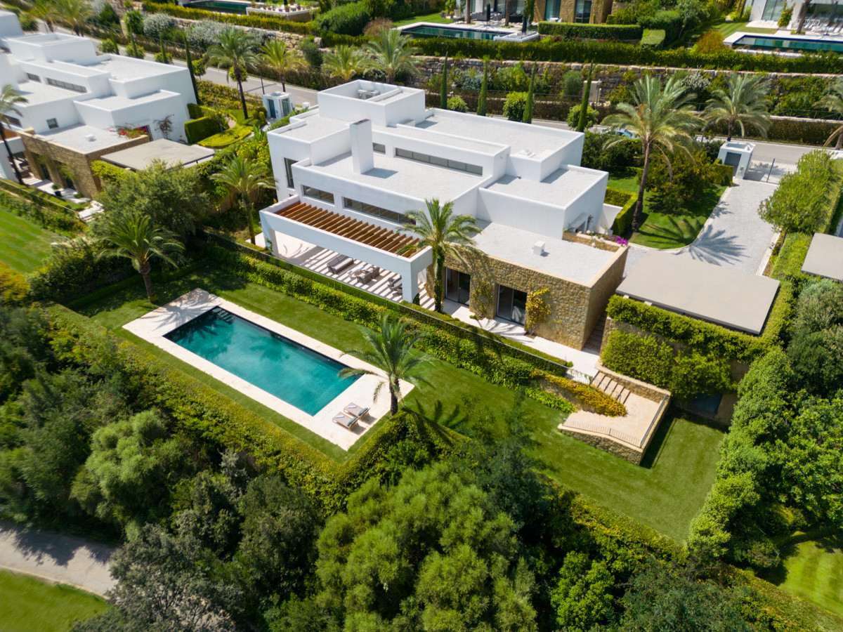 Image of Villa - 6 Bedrooms - 6 Bathrooms for Sale in Malaga-Casares-Spain, Image 3