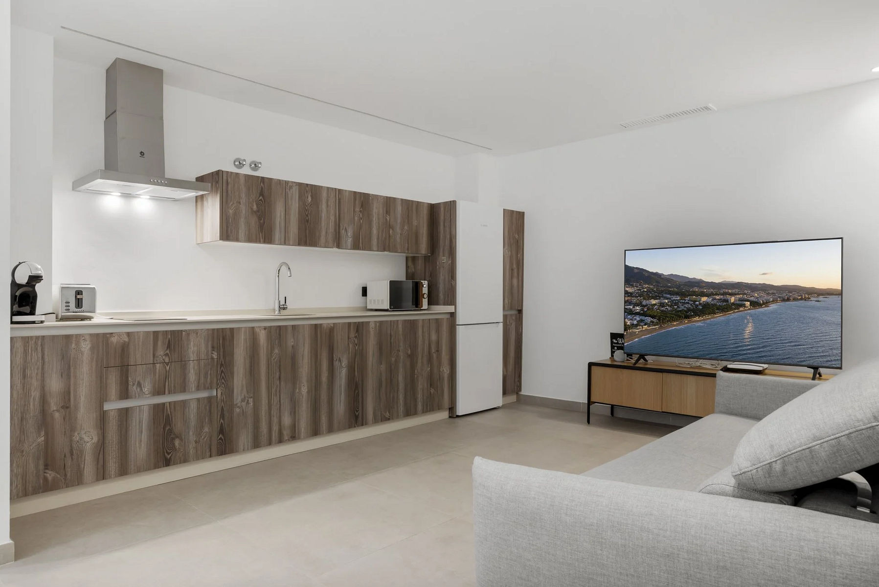  Image of Villa - 4 Bedrooms - 5 Bathrooms for sale in Malaga-Benahavis-Spain, Image 39