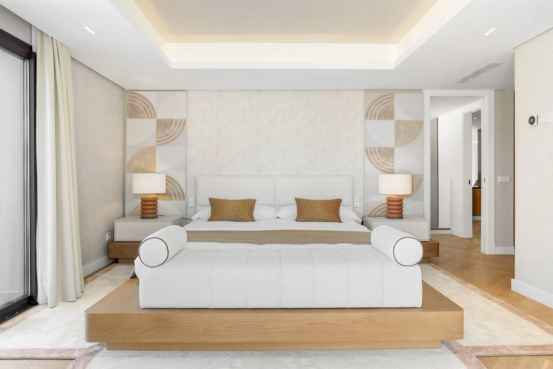 Image of Villa - 6 Bedrooms - 5 Bathrooms for sale in Malaga-Estepona-Spain, Image 12