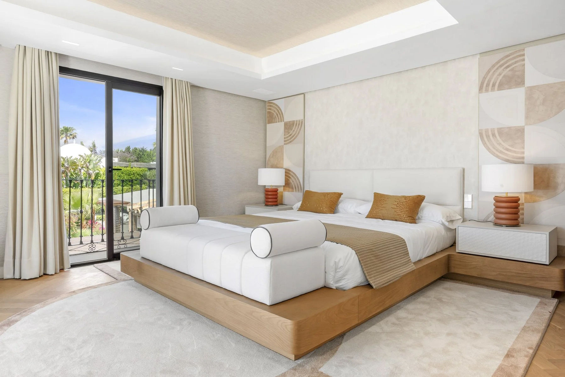  Image of Villa - 6 Bedrooms - 5 Bathrooms for sale in Malaga-Estepona-Spain, Image 28