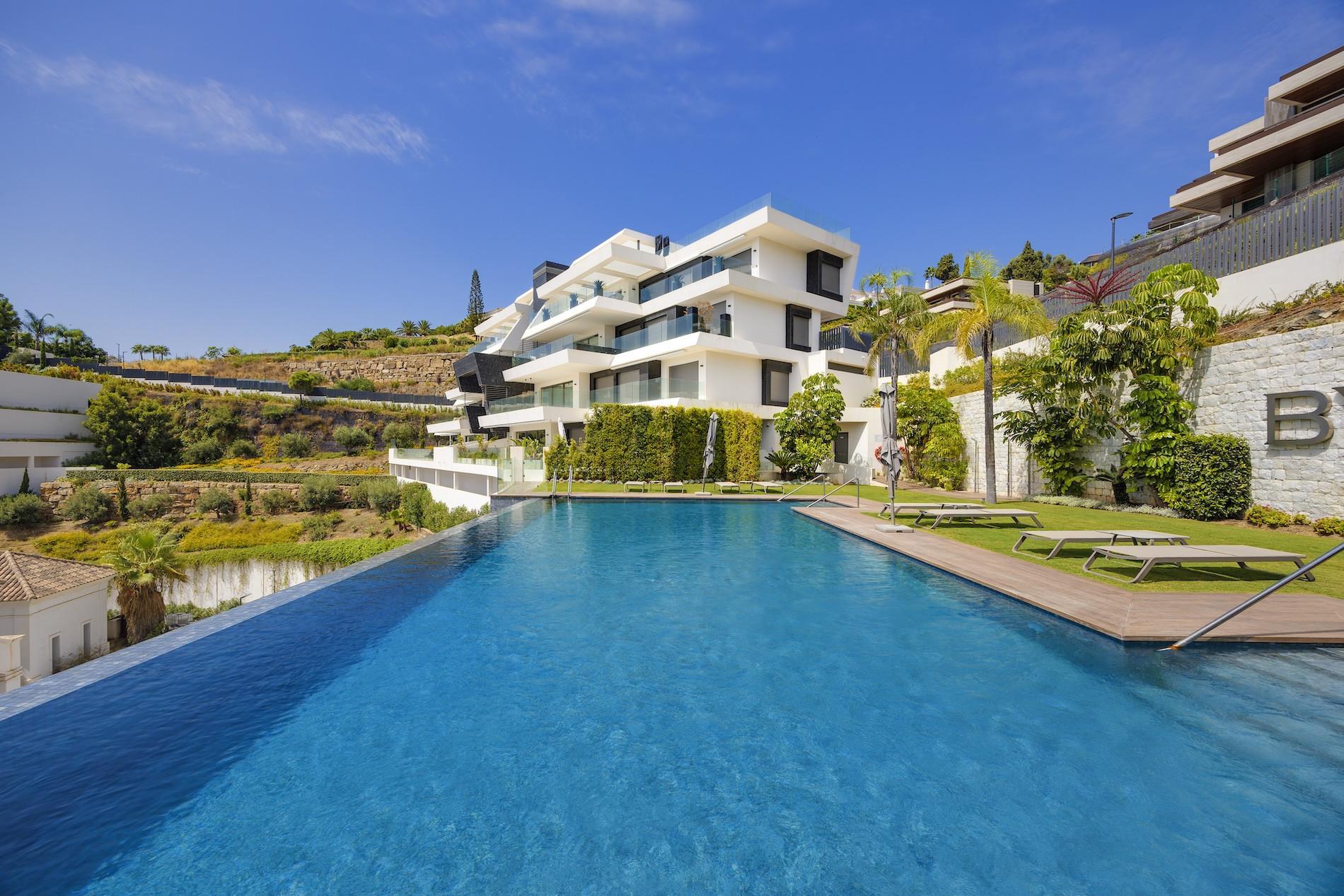  Image of Apartment - 3 Bedrooms - 3 Bathrooms for sale in Malaga-Benahavis-Spain, Image 30