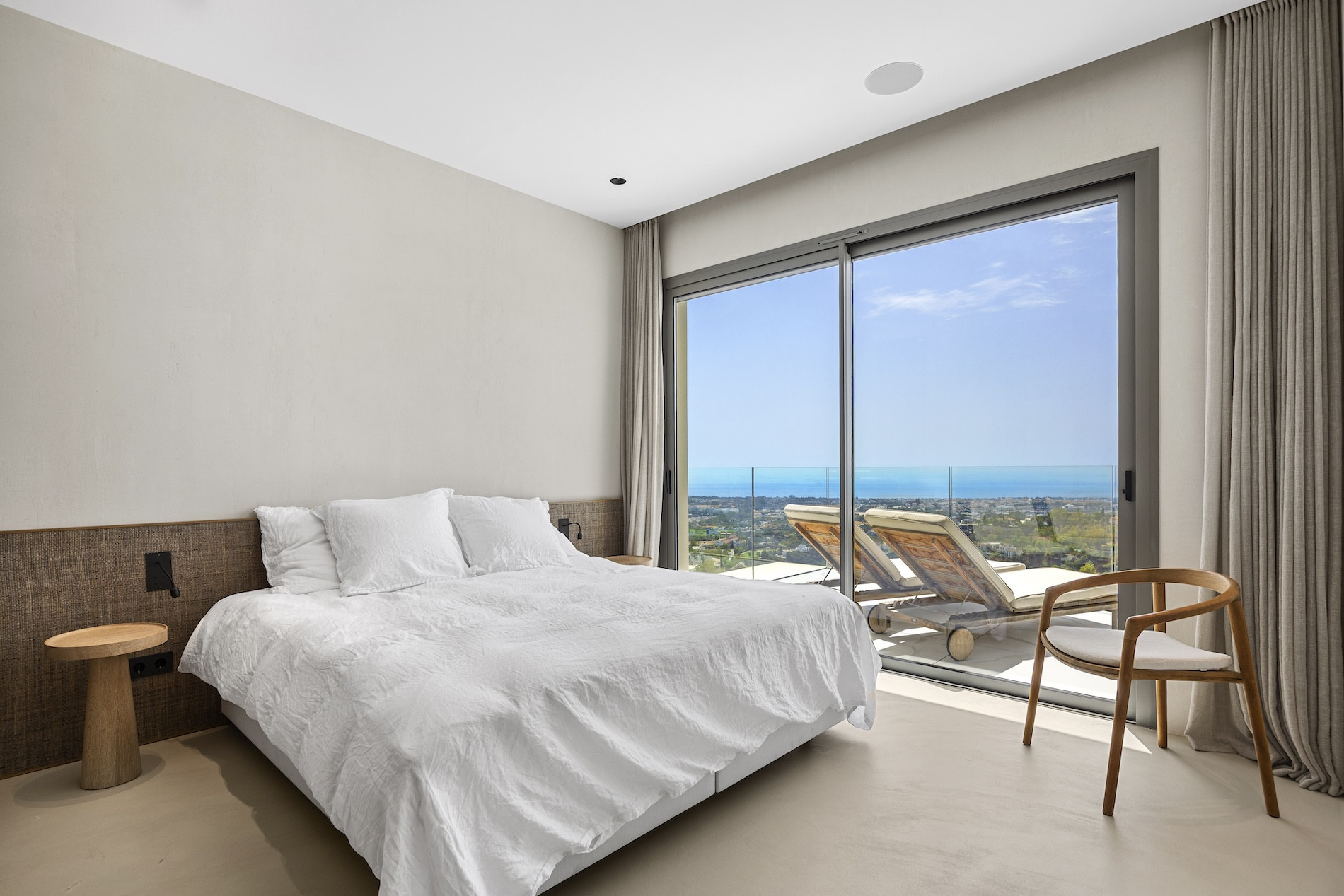  Image of Apartment - 3 Bedrooms - 3 Bathrooms for sale in Malaga-Benahavis-Spain, Image 12