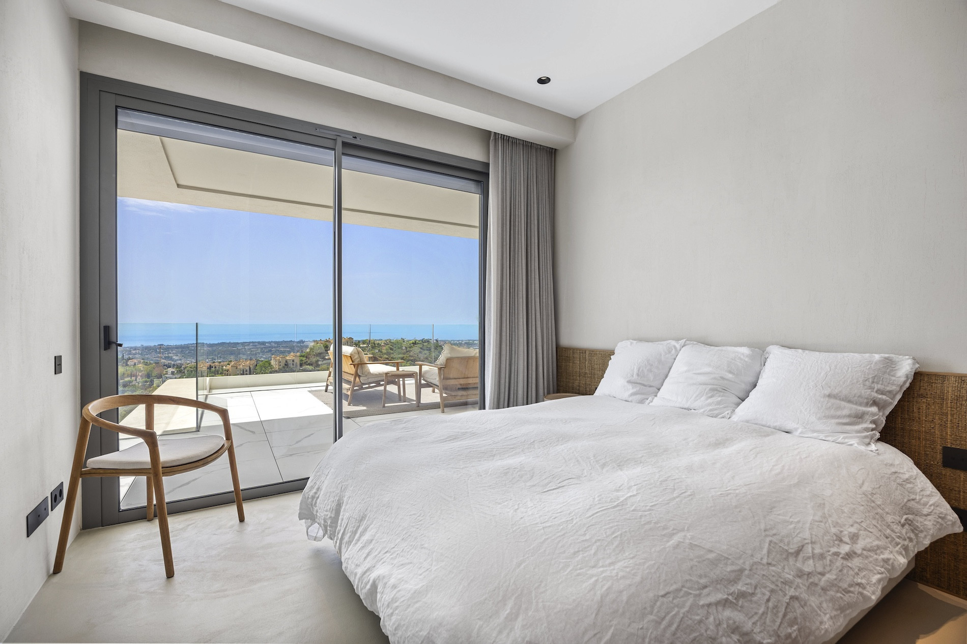  Image of Apartment - 3 Bedrooms - 3 Bathrooms for sale in Malaga-Benahavis-Spain, Image 16