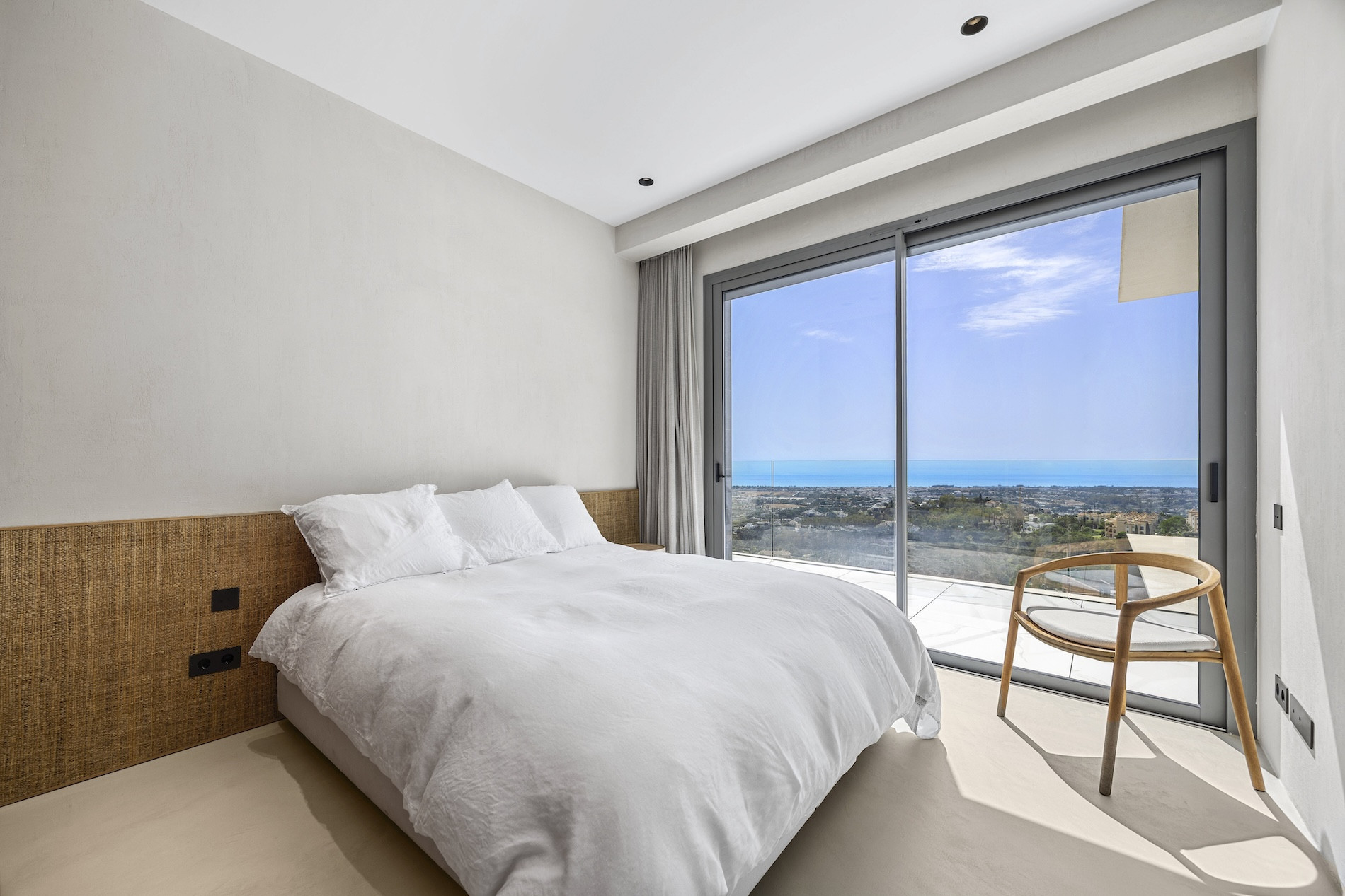  Image of Apartment - 3 Bedrooms - 3 Bathrooms for sale in Malaga-Benahavis-Spain, Image 17