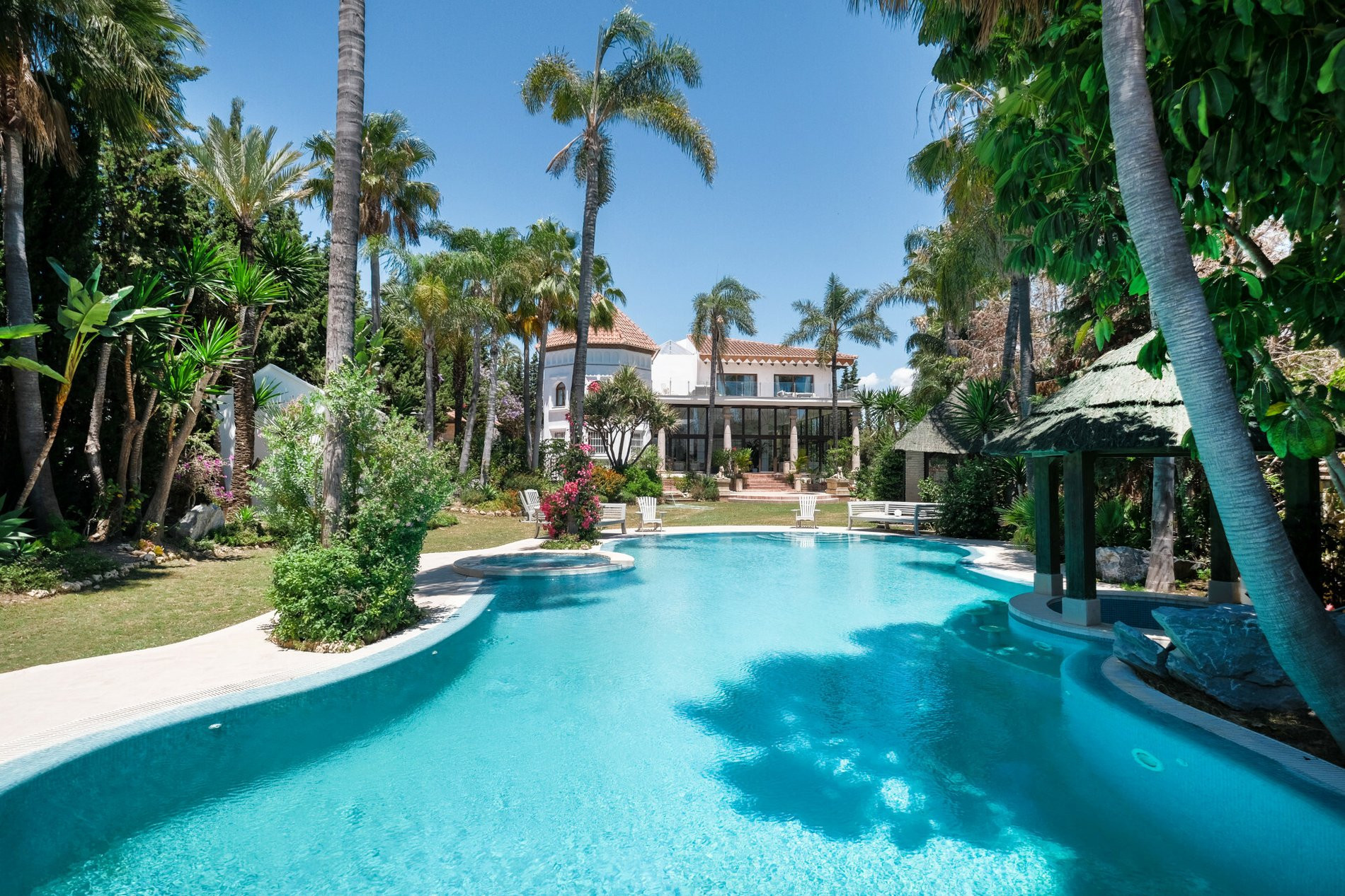 Image of Villa - 10 Bedrooms - 10 Bathrooms for Sale in Malaga-Marbella-Spain, Image 1