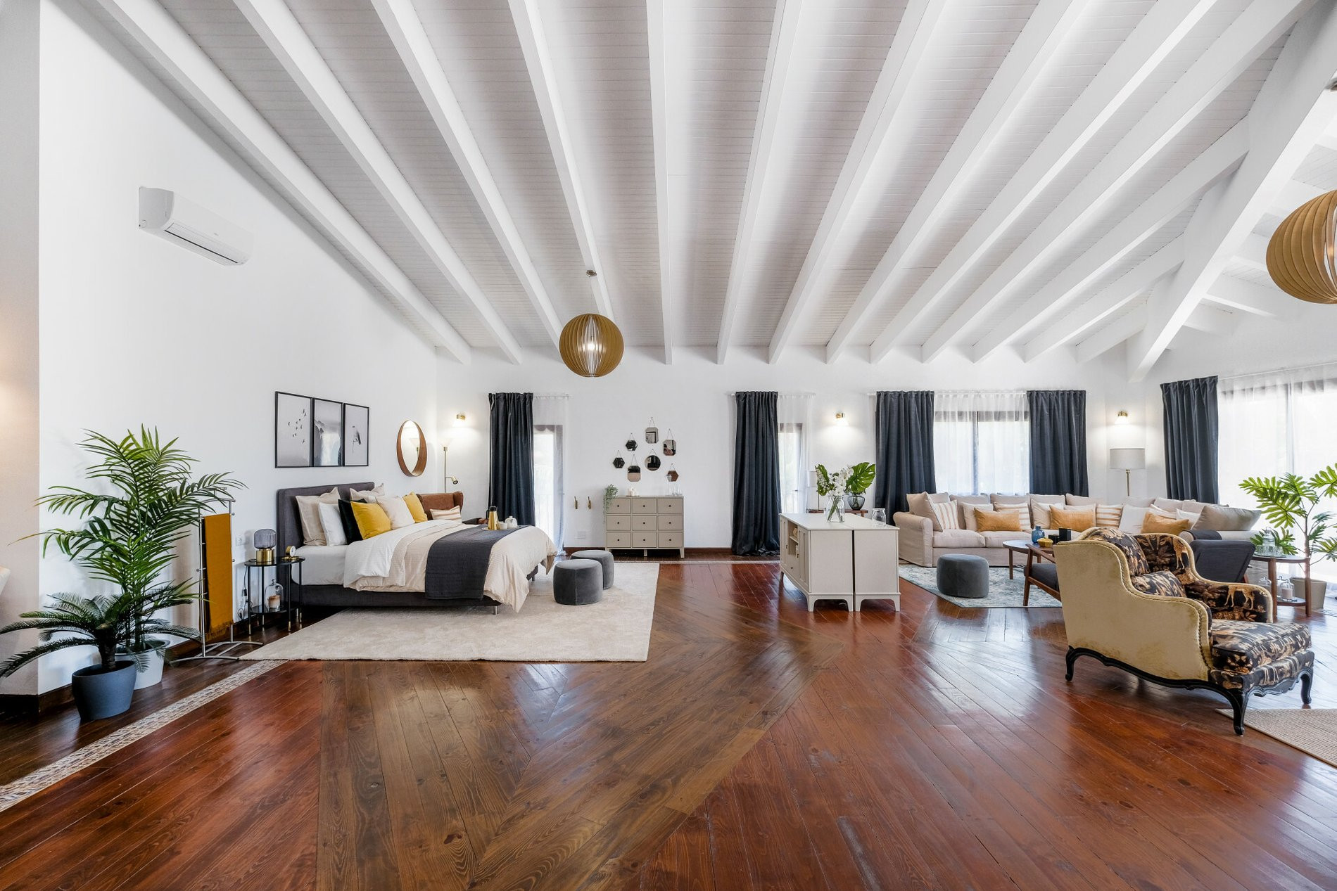 Image of Villa - 10 Bedrooms - 10 Bathrooms for Sale in Malaga-Marbella-Spain, Image 4