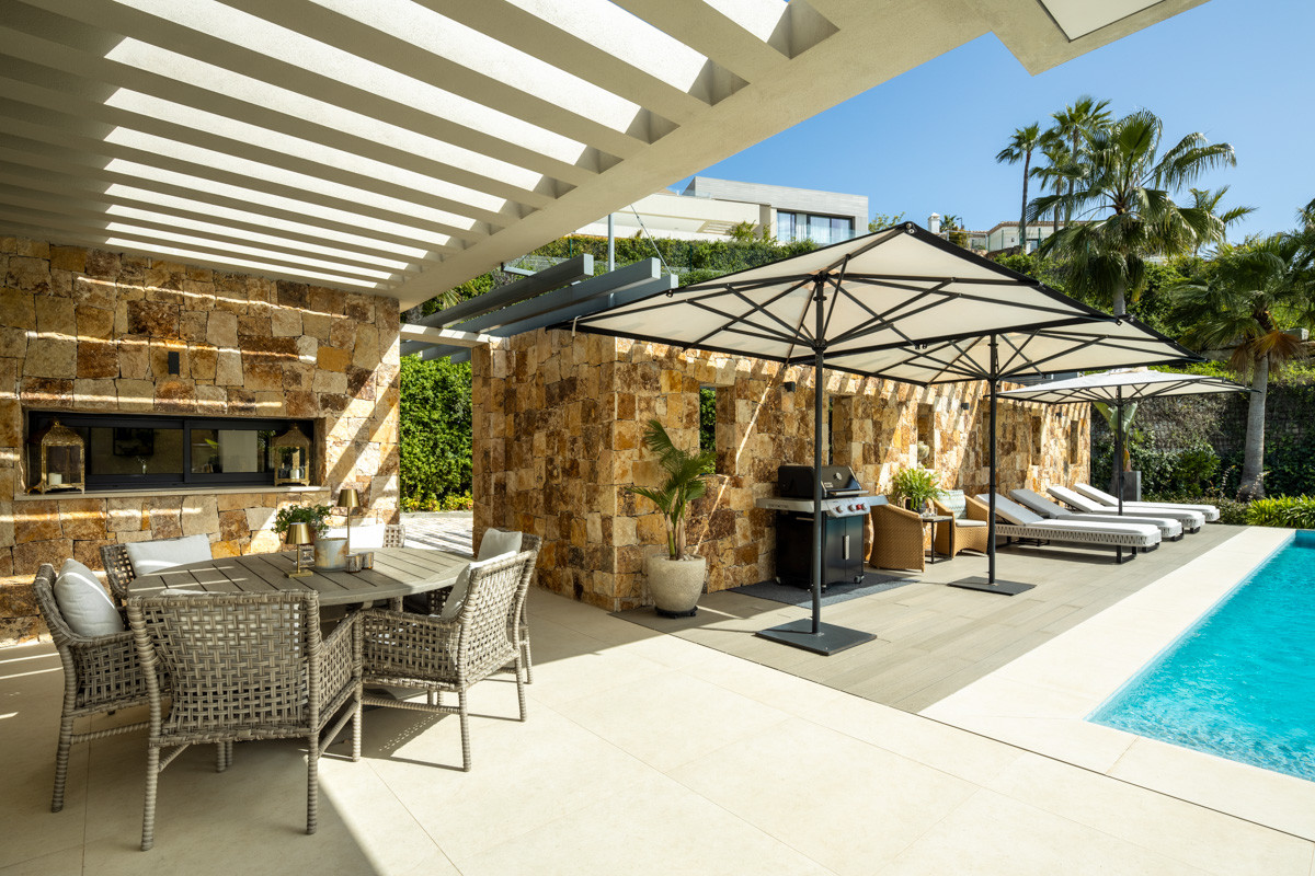  Image of Villa - 5 Bedrooms - 5 Bathrooms for sale in Malaga-Marbella-Spain, Image 11
