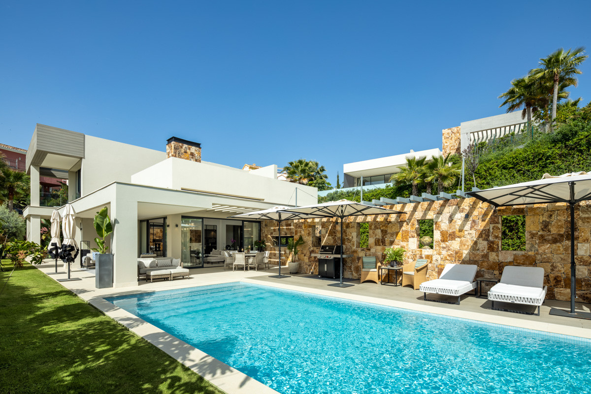 Image of Villa - 5 Bedrooms - 5 Bathrooms for Sale in Malaga-Marbella-Spain, Image 2