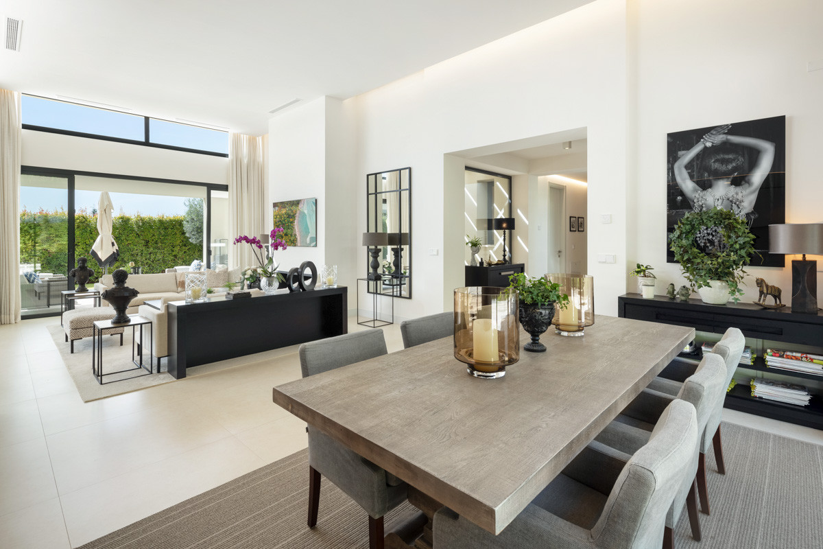 Image of Villa - 5 Bedrooms - 5 Bathrooms for Sale in Malaga-Marbella-Spain, Image 5