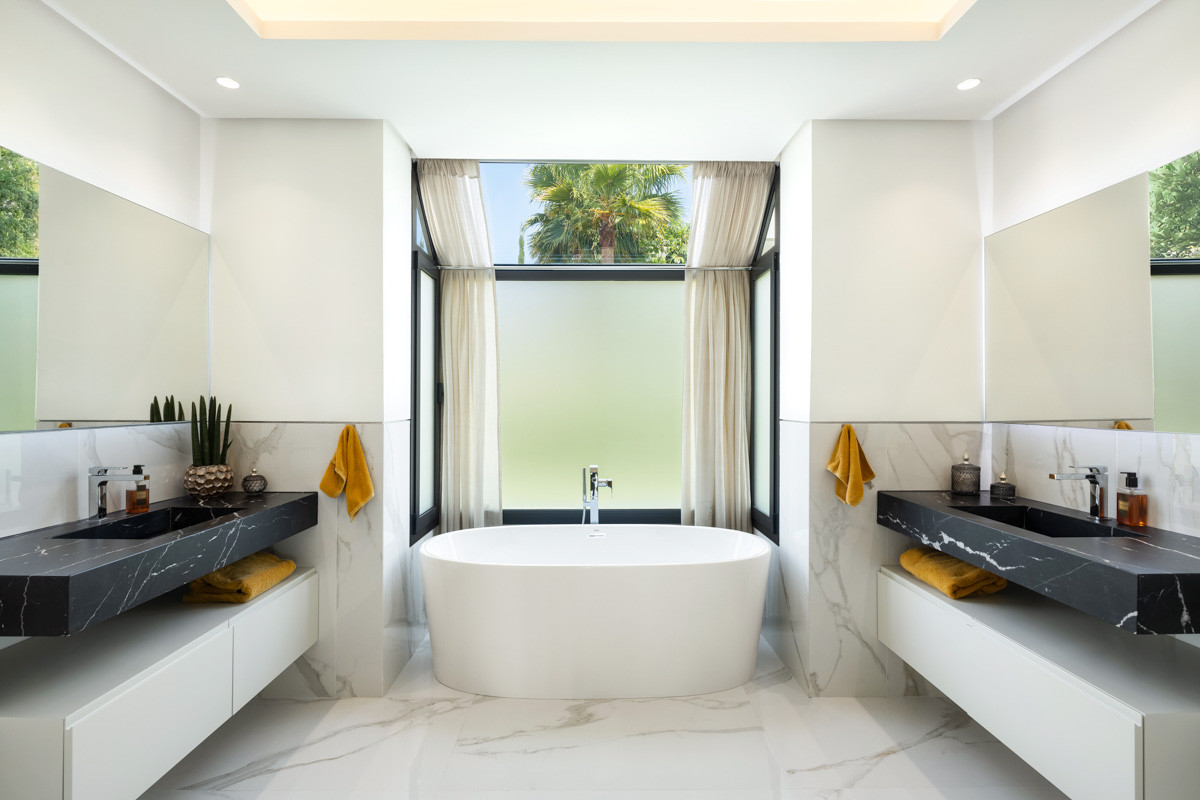  Image of Villa - 5 Bedrooms - 5 Bathrooms for sale in Malaga-Marbella-Spain, Image 17