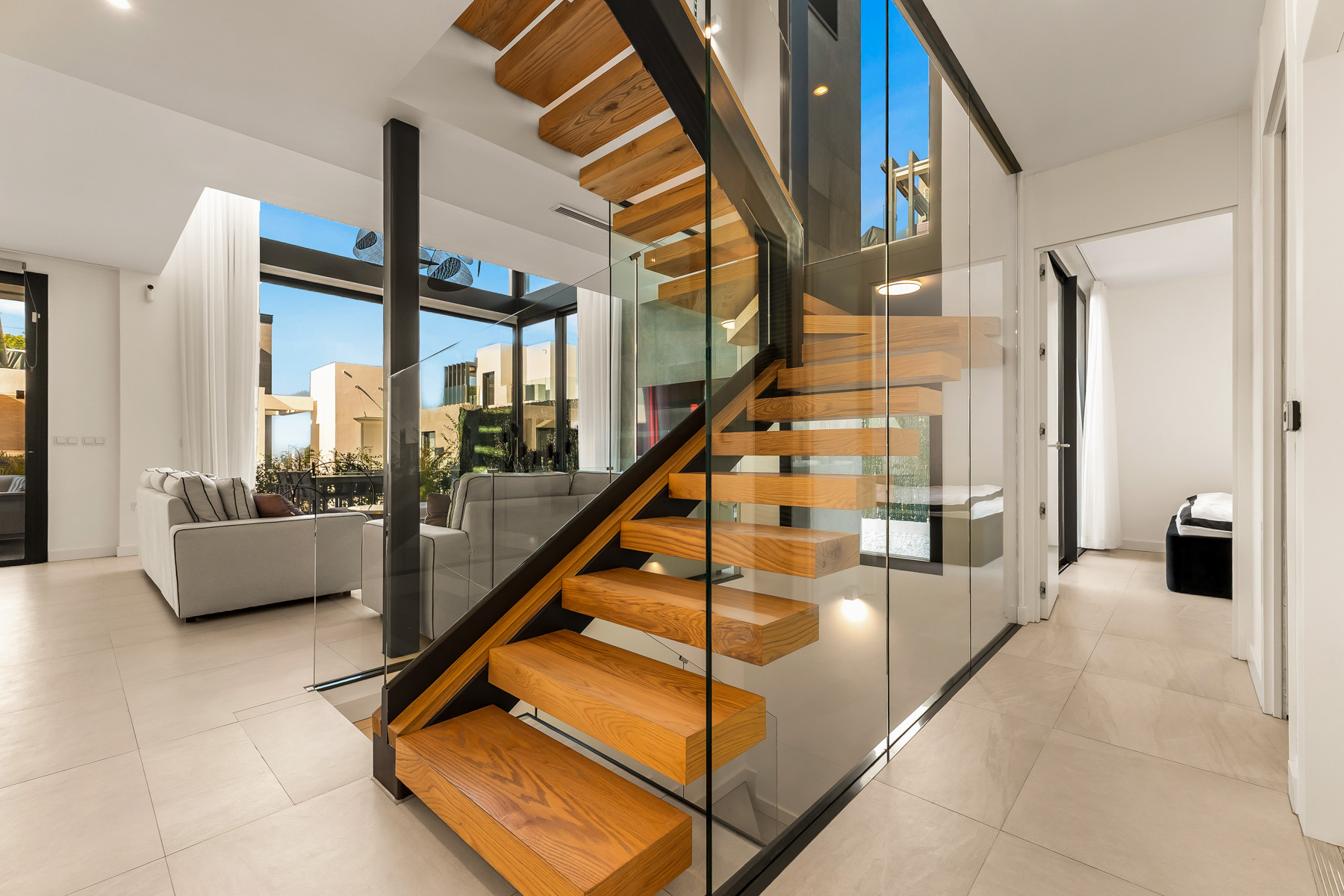  Image of Semi Detached House - 5 Bedrooms - 5 Bathrooms for sale in Malaga-Marbella-Spain, Image 33