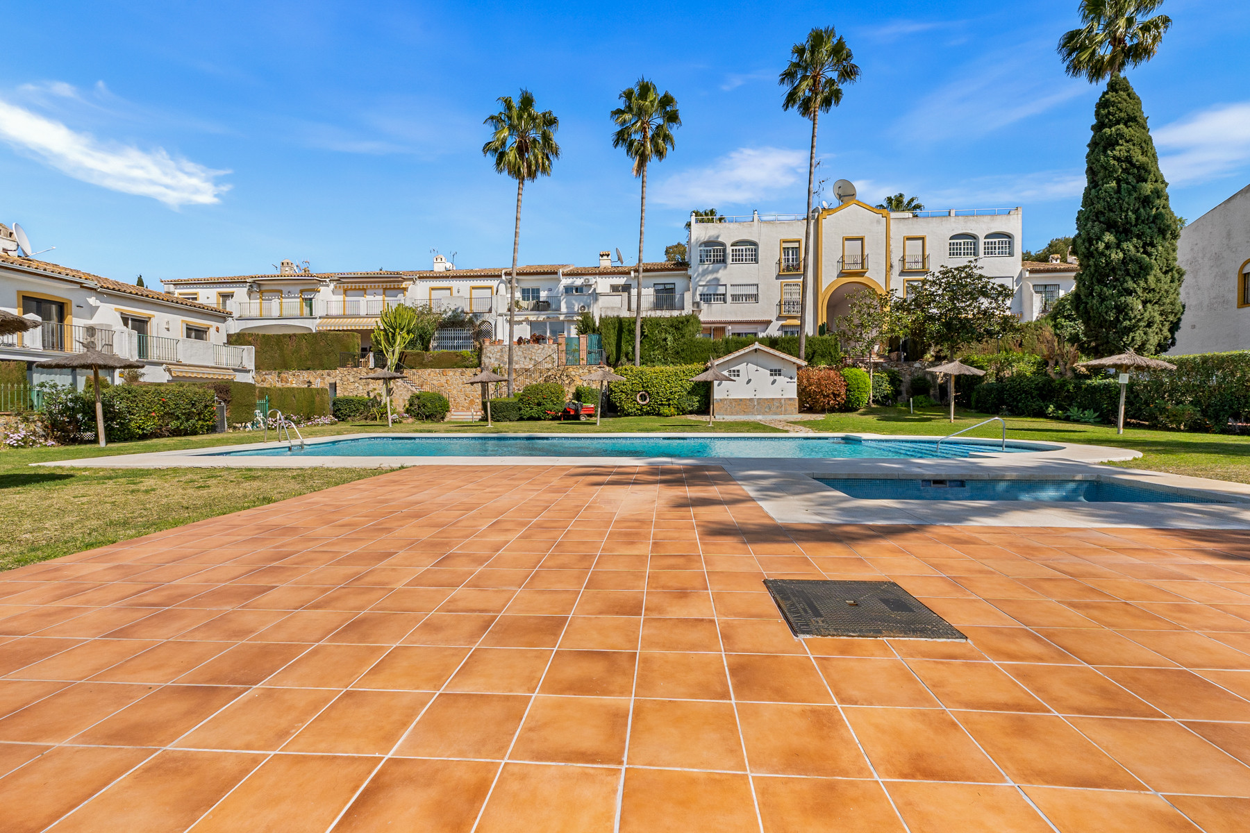  Image of Town House - 4 Bedrooms - 4 Bathrooms for sale in Malaga-Estepona-Spain, Image 47