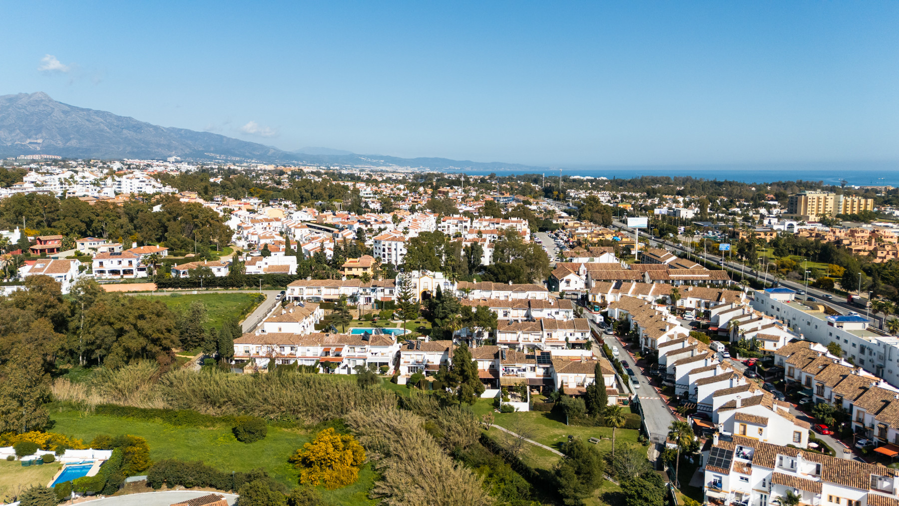  Image of Town House - 4 Bedrooms - 4 Bathrooms for sale in Malaga-Estepona-Spain, Image 60