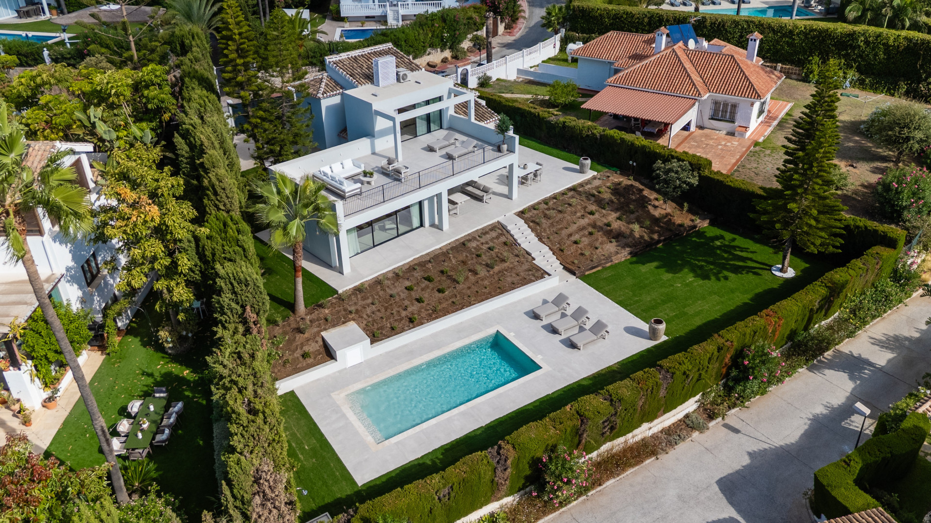 Image of Villa - 5 Bedrooms - 4 Bathrooms for Sale in Malaga-Marbella-Spain, Image 1