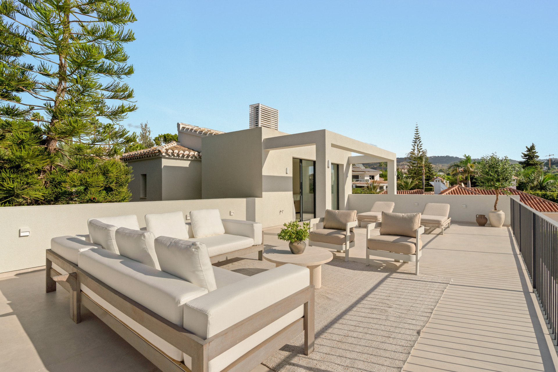  Image of Villa - 5 Bedrooms - 4 Bathrooms for sale in Malaga-Marbella-Spain, Image 17