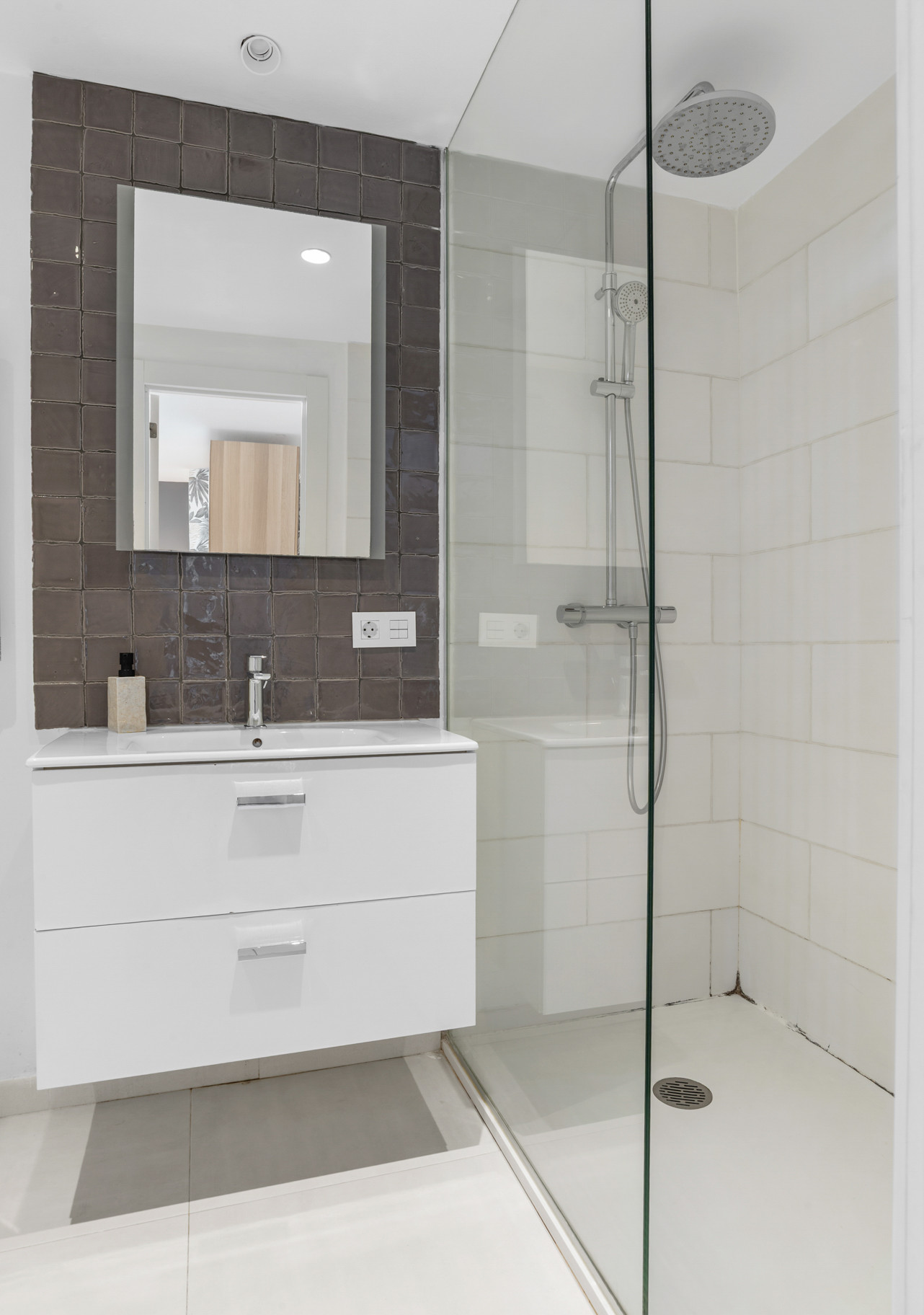  Image of Villa - 6 Bedrooms - 6 Bathrooms for sale in Malaga-Marbella-Spain, Image 44