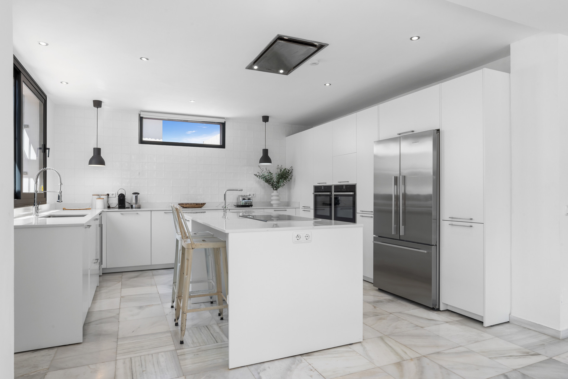  Image of Villa - 6 Bedrooms - 6 Bathrooms for sale in Malaga-Marbella-Spain, Image 13