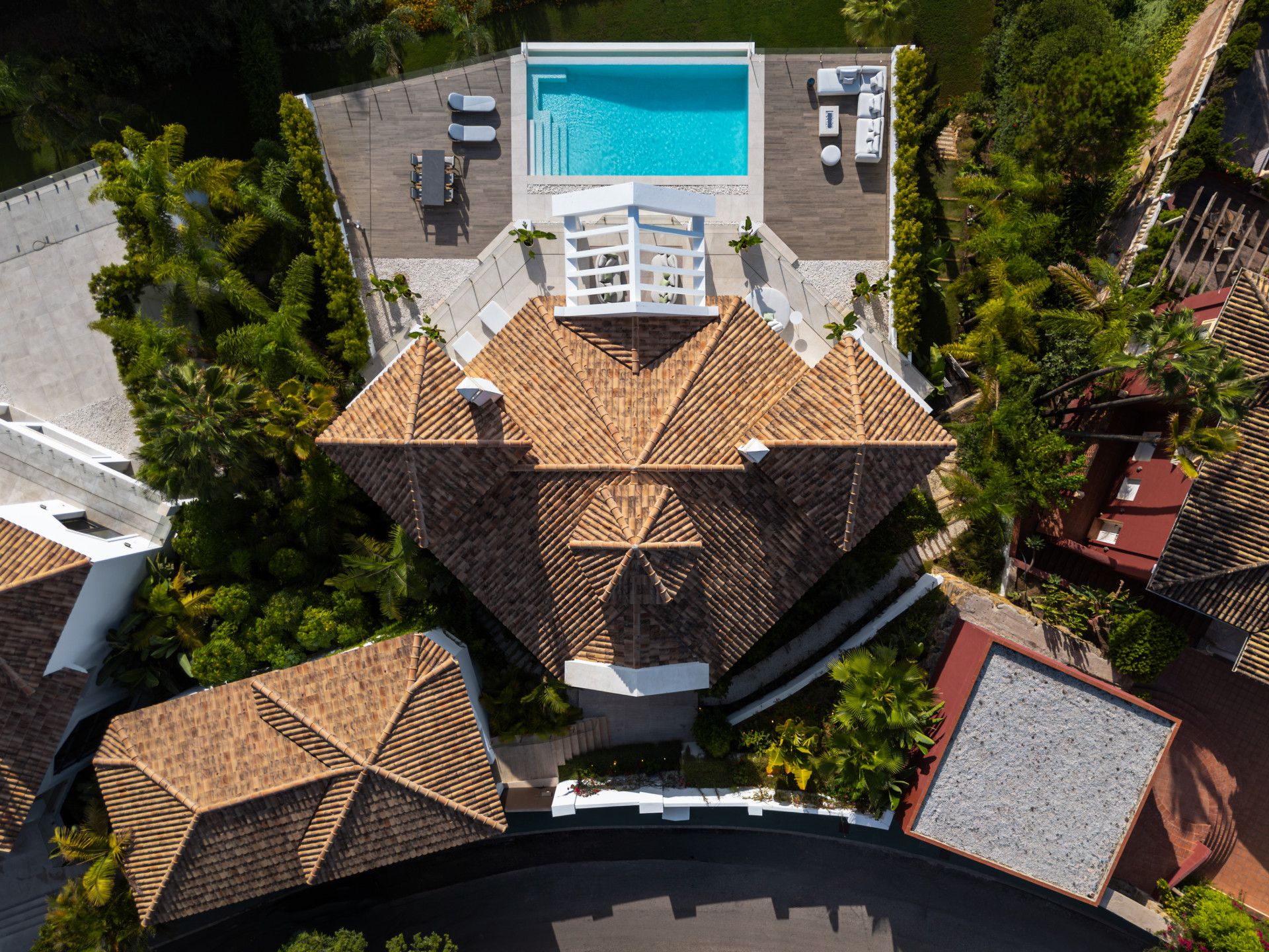  Image of Villa - 5 Bedrooms - 6 Bathrooms for sale in Malaga-Benahavis-Spain, Image 35