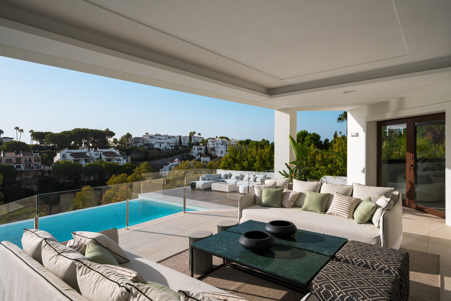 Image of Villa - 5 Bedrooms - 6 Bathrooms for Sale in Malaga-Benahavis-Spain, Image 4