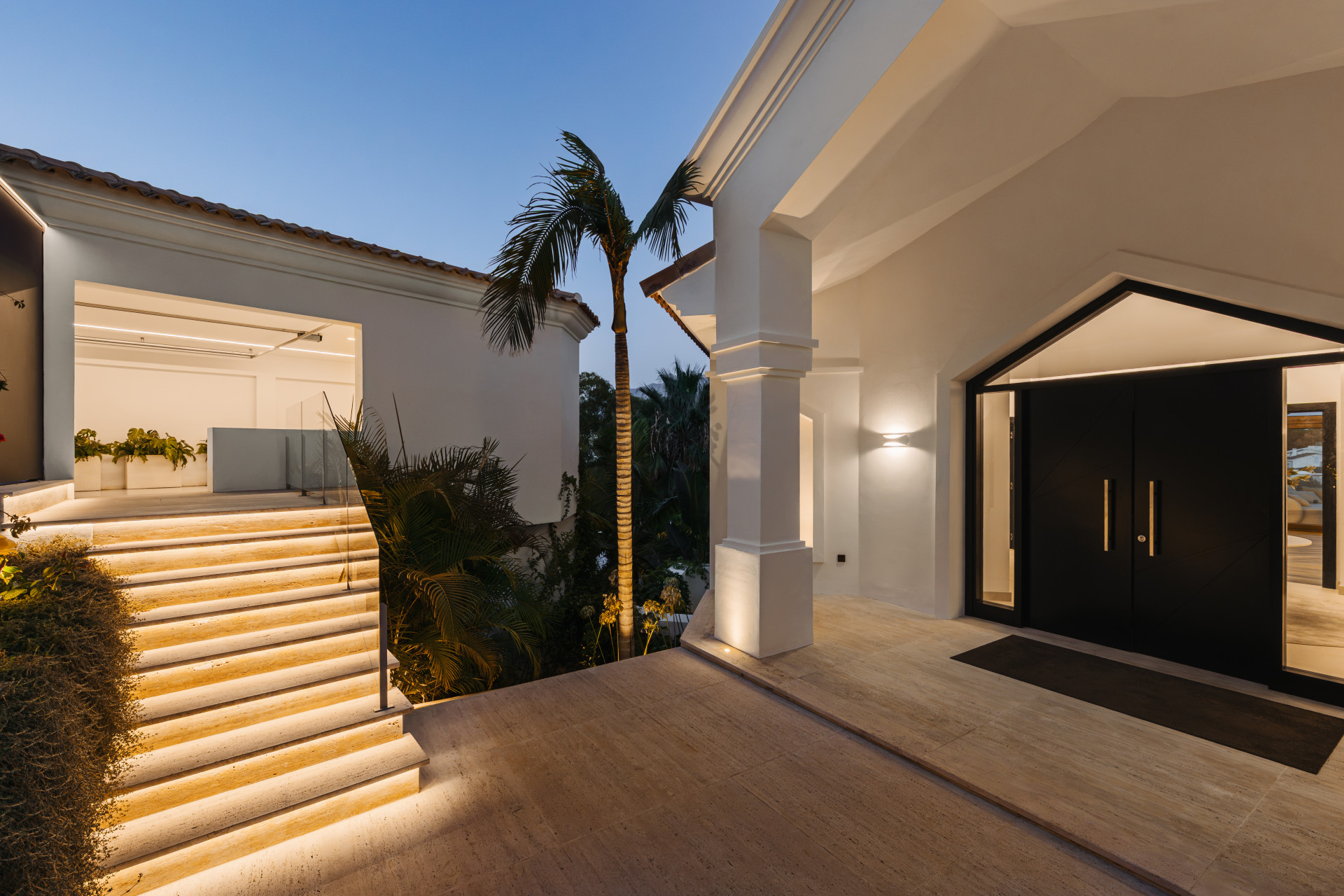  Image of Villa - 5 Bedrooms - 6 Bathrooms for sale in Malaga-Benahavis-Spain, Image 29