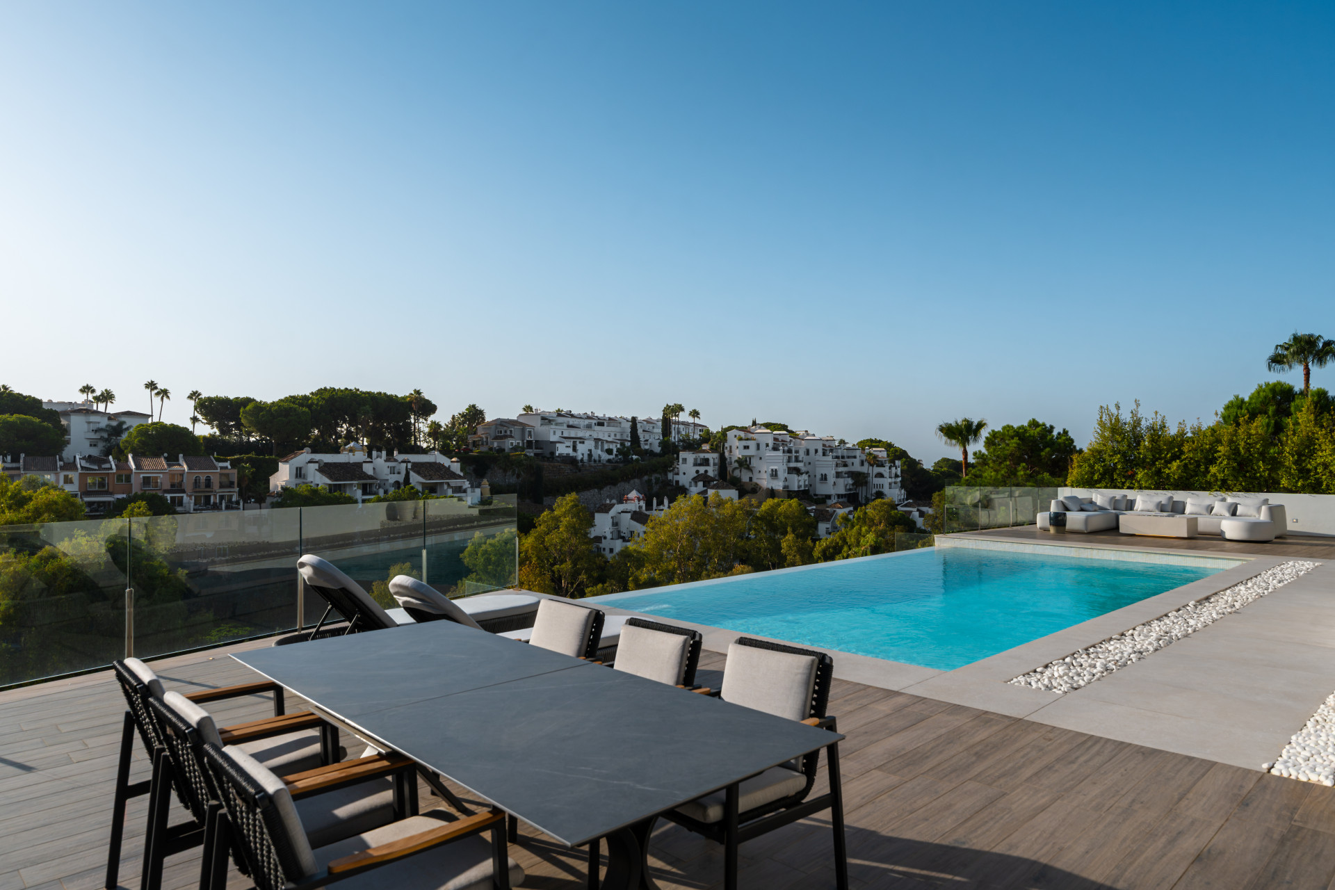 Image of Villa - 5 Bedrooms - 6 Bathrooms for Sale in Malaga-Benahavis-Spain, Image 5