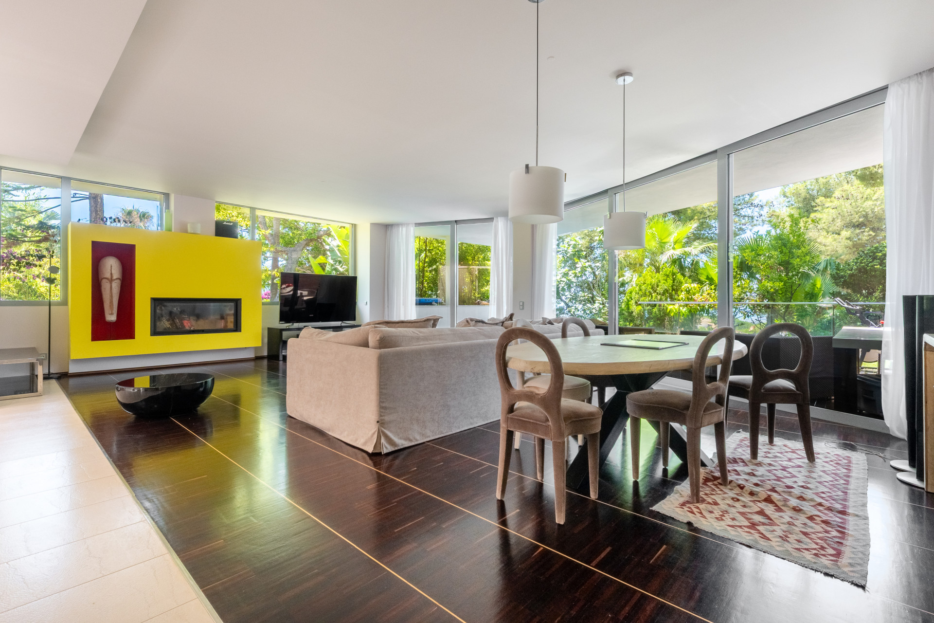 Image of Semi Detached Villa - 4 Bedrooms - 4 Bathrooms for Sale in Malaga-Marbella-Spain, Image 5