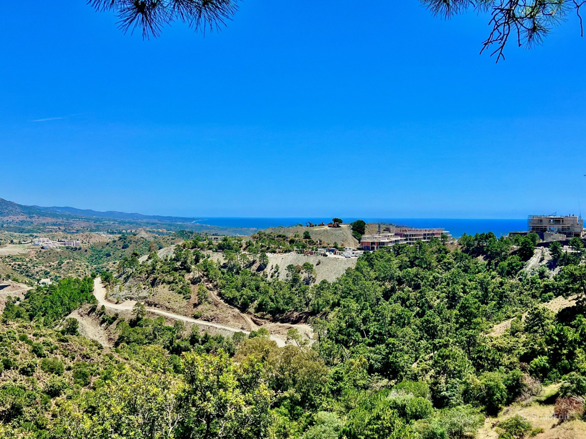 Image of Plot - 6 Bedrooms - 6 Bathrooms for sale in Malaga-Benahavis-Spain, Image 18