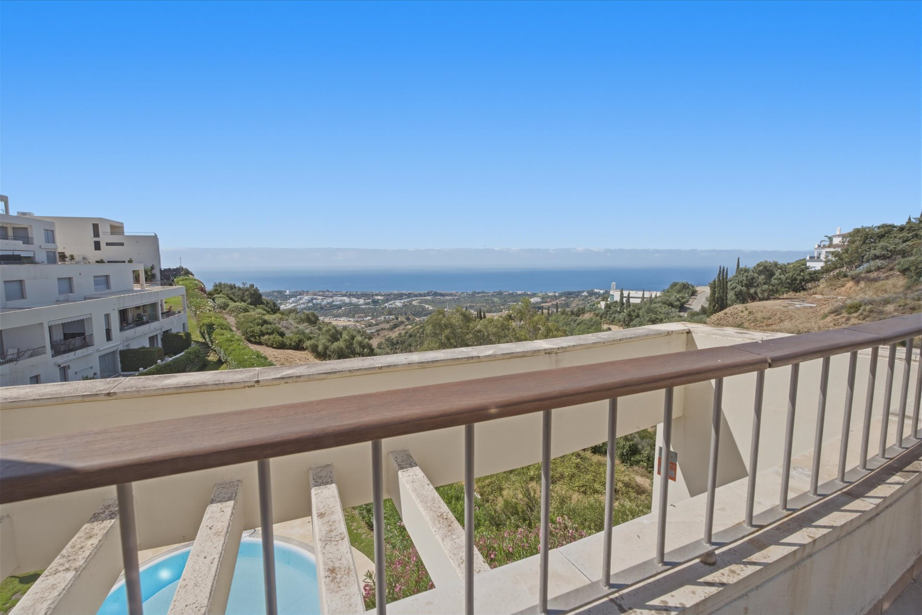  Image of Penthouse - 3 Bedrooms - 2 Bathrooms for sale in Malaga-Marbella-Spain, Image 22