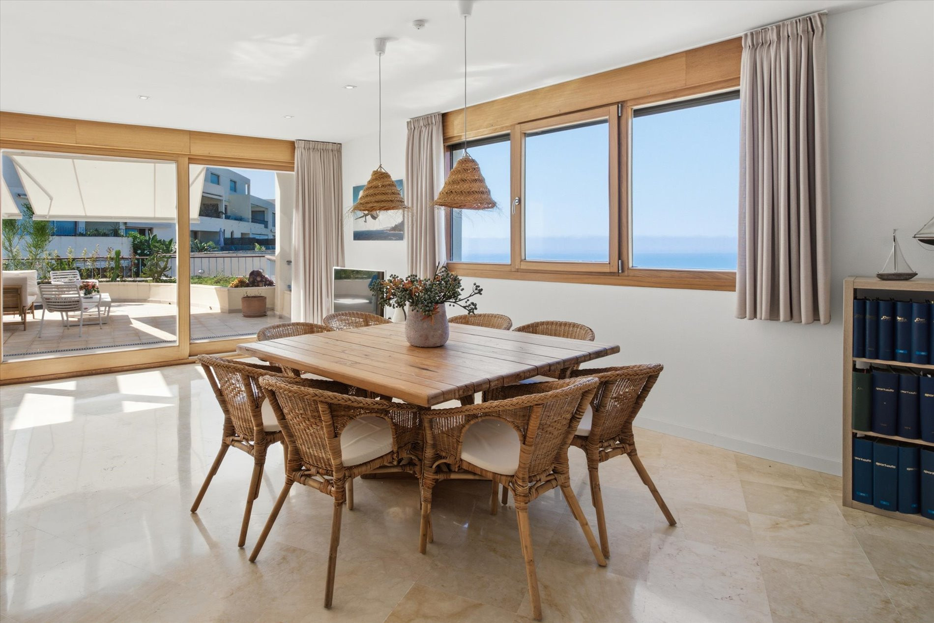  Image of Penthouse - 3 Bedrooms - 2 Bathrooms for sale in Malaga-Marbella-Spain, Image 11