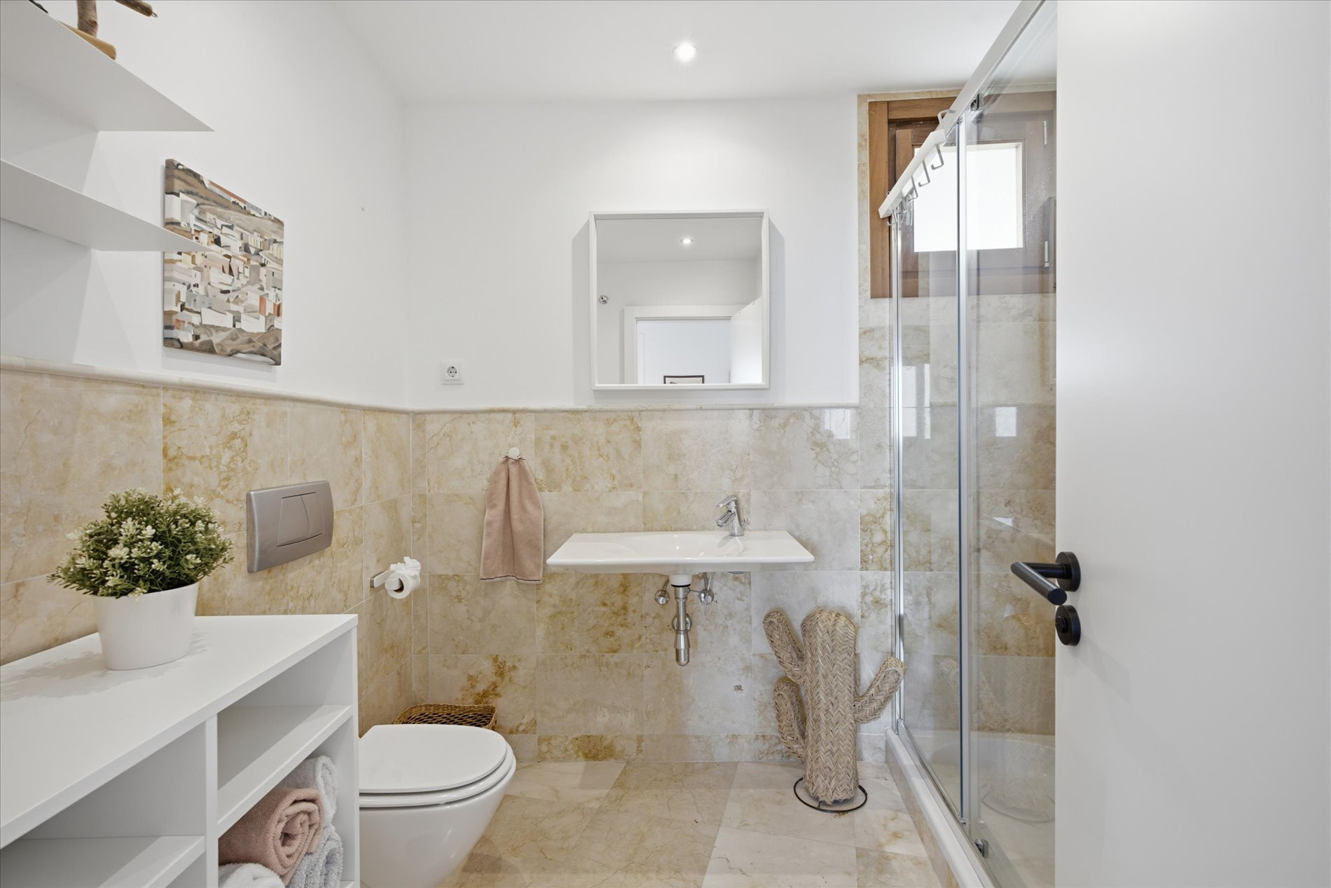  Image of Penthouse - 3 Bedrooms - 2 Bathrooms for sale in Malaga-Marbella-Spain, Image 17