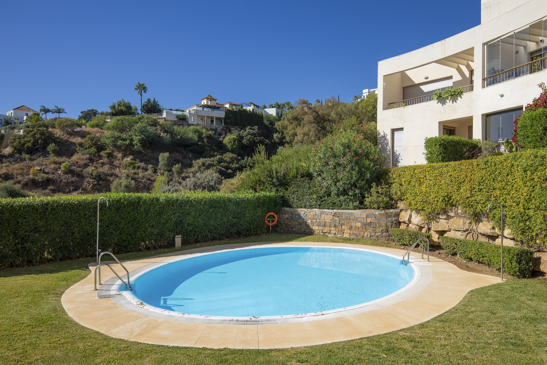  Image of Penthouse - 3 Bedrooms - 2 Bathrooms for sale in Malaga-Marbella-Spain, Image 31