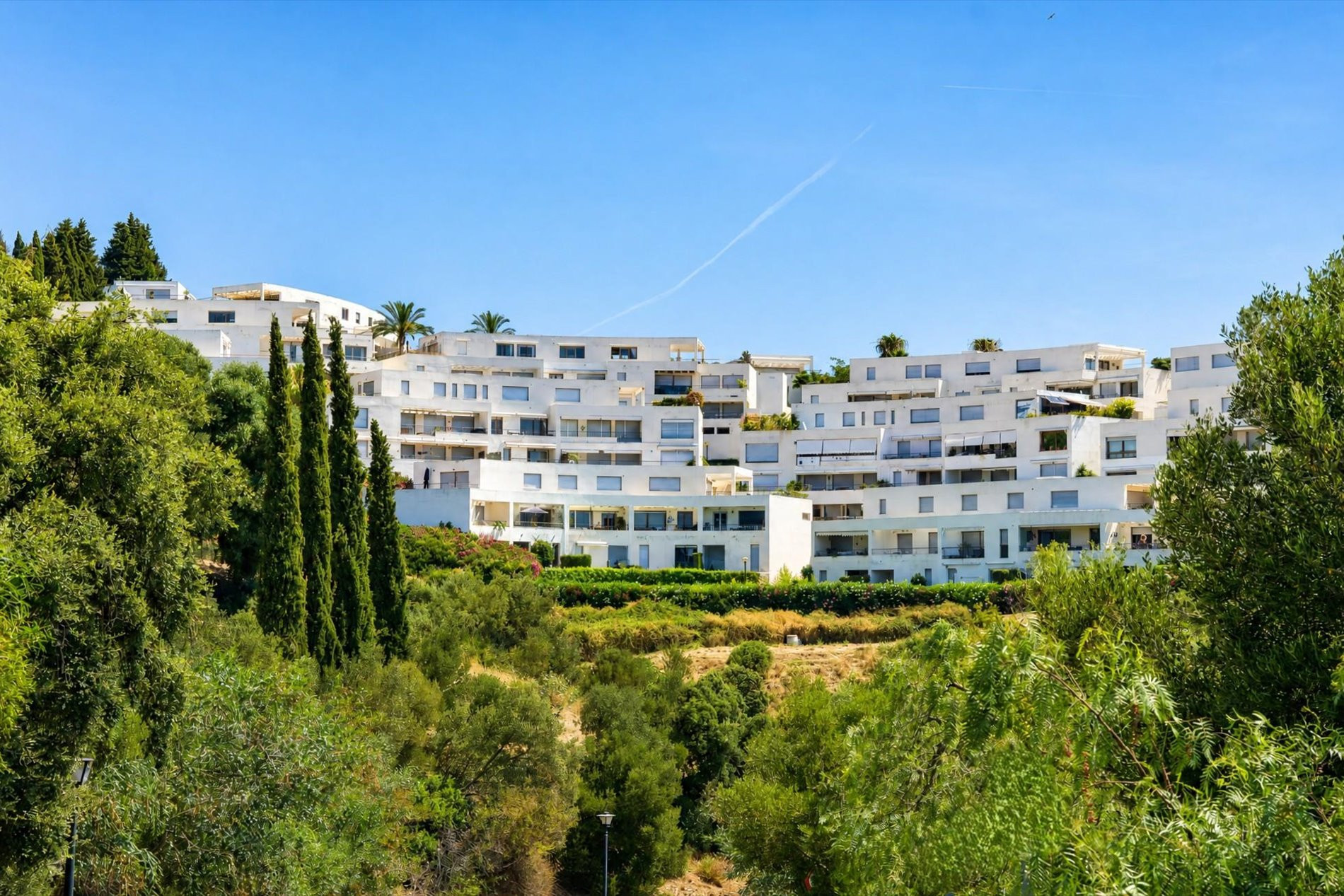  Image of Penthouse - 3 Bedrooms - 2 Bathrooms for sale in Malaga-Marbella-Spain, Image 32