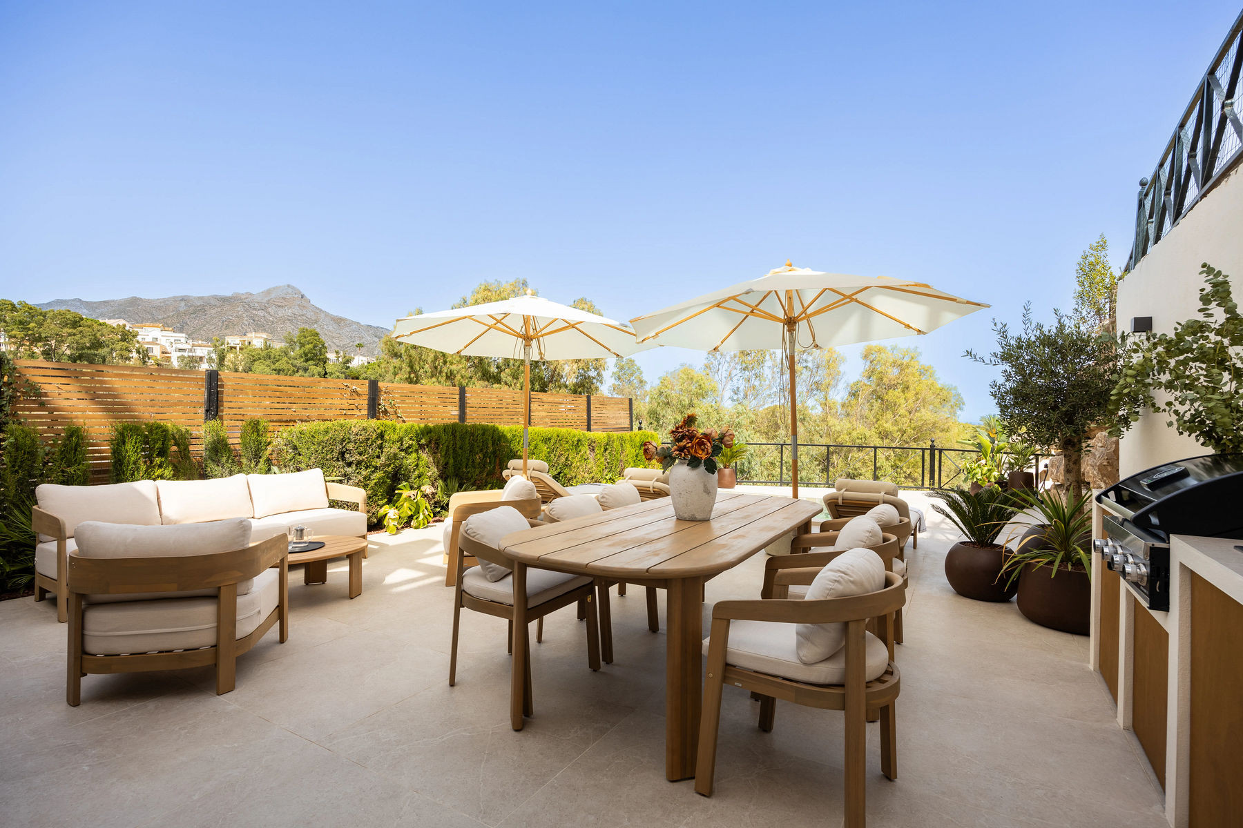  Image of Ground Floor Apartment - 3 Bedrooms - 3 Bathrooms for sale in Malaga-Marbella-Spain, Image 25