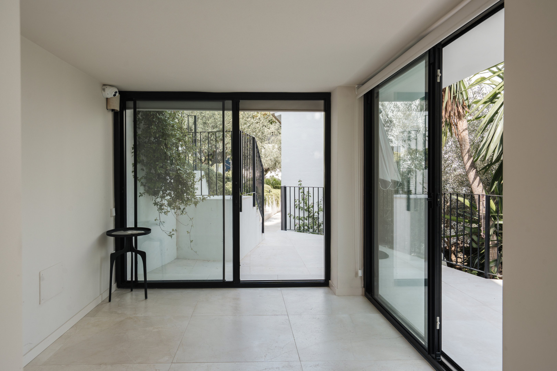  Image of Villa - 5 Bedrooms - 6 Bathrooms for sale in Malaga-Benahavis-Spain, Image 25