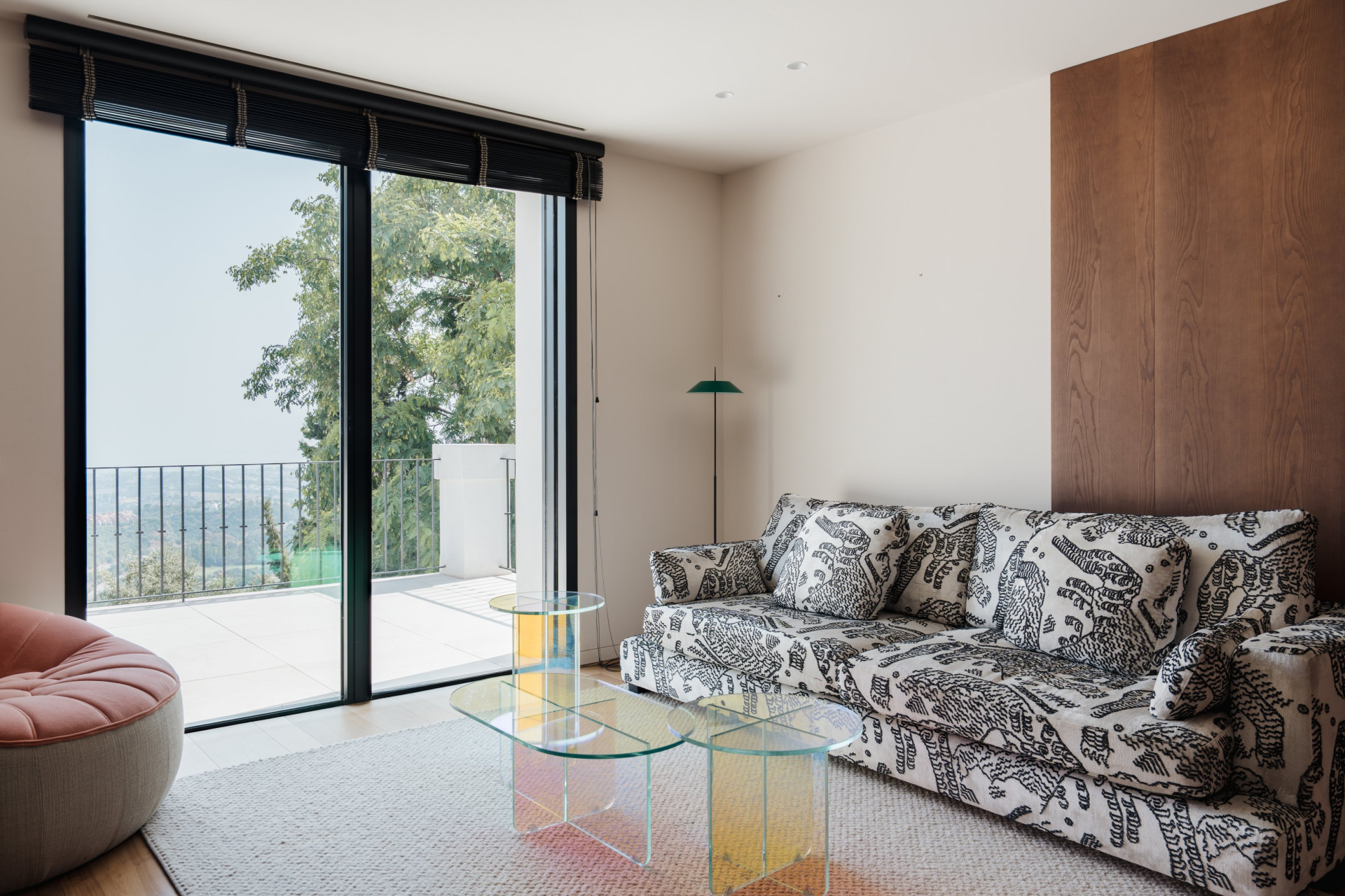  Image of Villa - 5 Bedrooms - 6 Bathrooms for sale in Malaga-Benahavis-Spain, Image 12