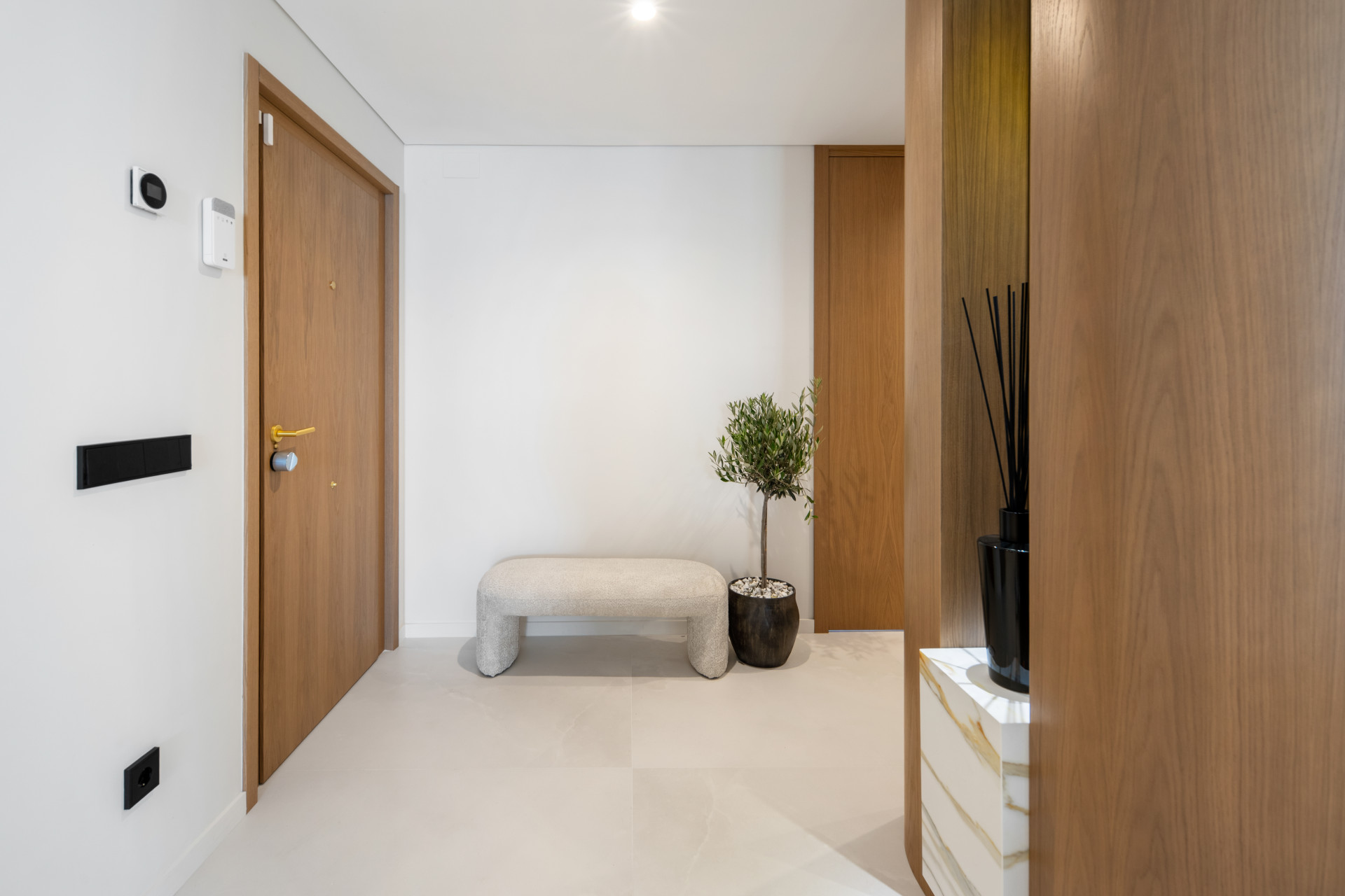  Image of Penthouse - 3 Bedrooms - 3 Bathrooms for sale in Malaga-Marbella-Spain, Image 17
