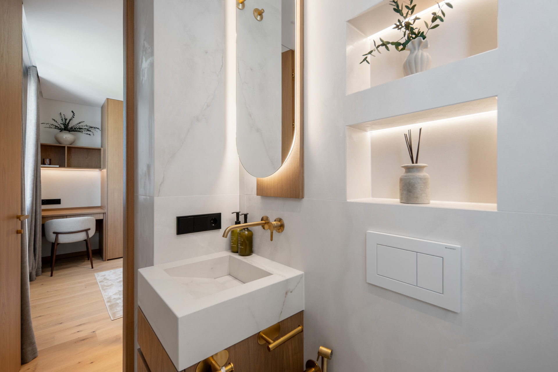  Image of Penthouse - 3 Bedrooms - 3 Bathrooms for sale in Malaga-Marbella-Spain, Image 32