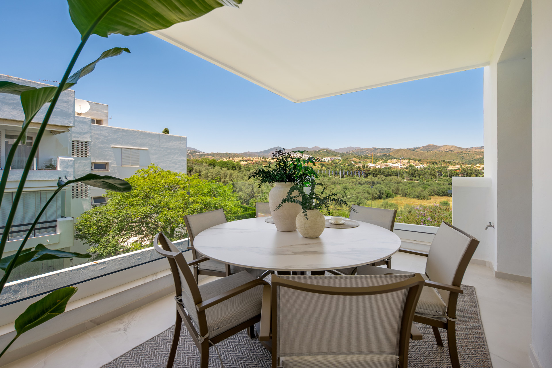  Image of Penthouse - 3 Bedrooms - 3 Bathrooms for sale in Malaga-Marbella-Spain, Image 36