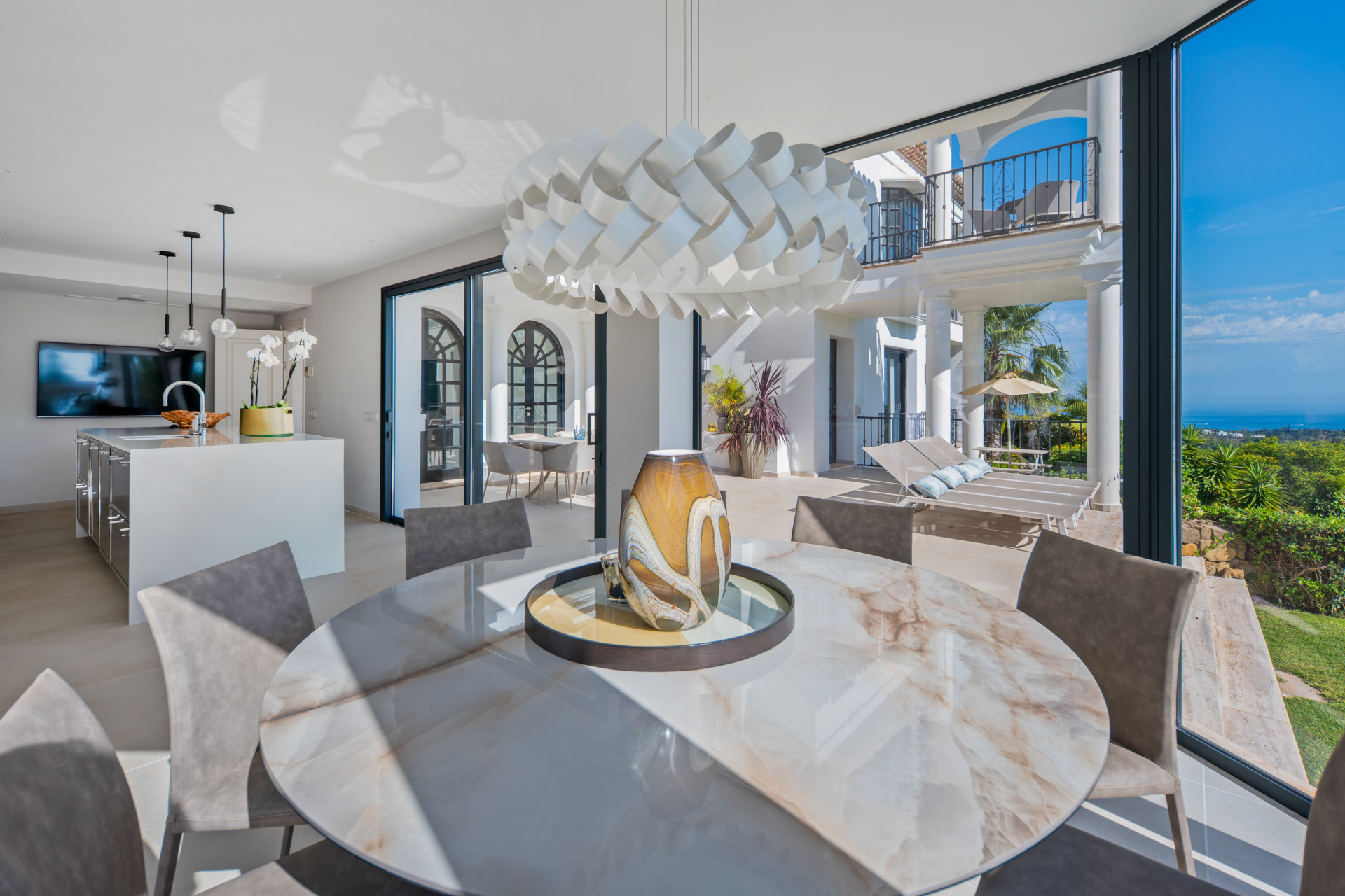  Image of Villa - 6 Bedrooms - 6 Bathrooms for sale in Malaga-Marbella-Spain, Image 11