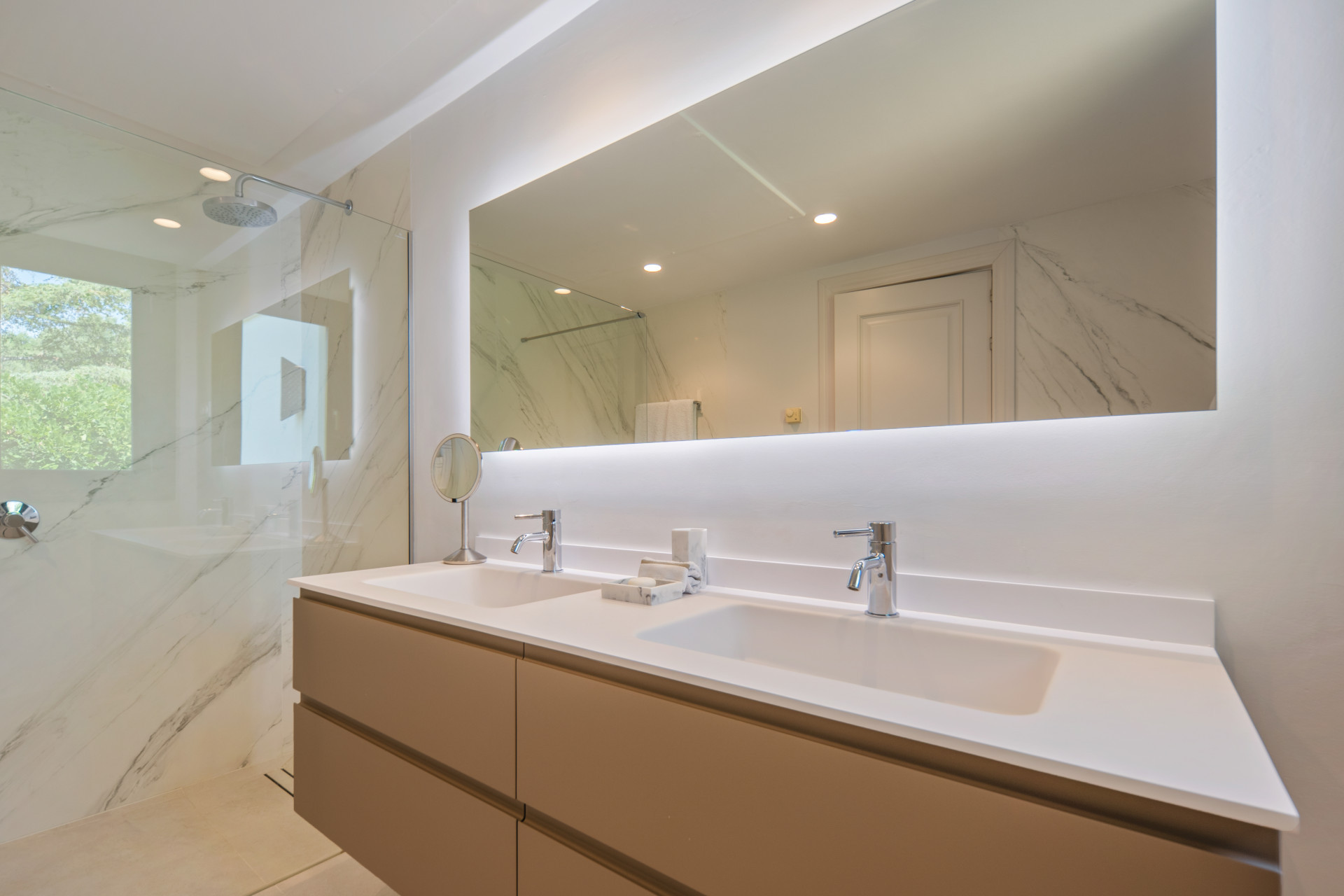  Image of Villa - 6 Bedrooms - 6 Bathrooms for sale in Malaga-Marbella-Spain, Image 30