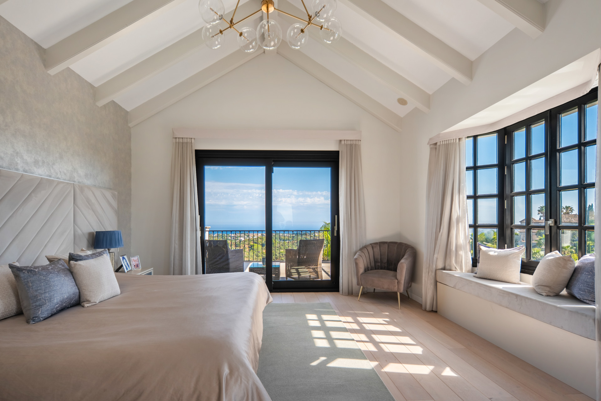  Image of Villa - 6 Bedrooms - 6 Bathrooms for sale in Malaga-Marbella-Spain, Image 17