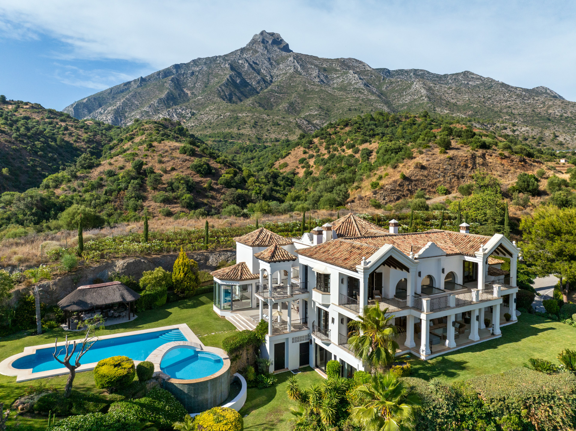  Image of Villa - 6 Bedrooms - 6 Bathrooms for sale in Malaga-Marbella-Spain, Image 38