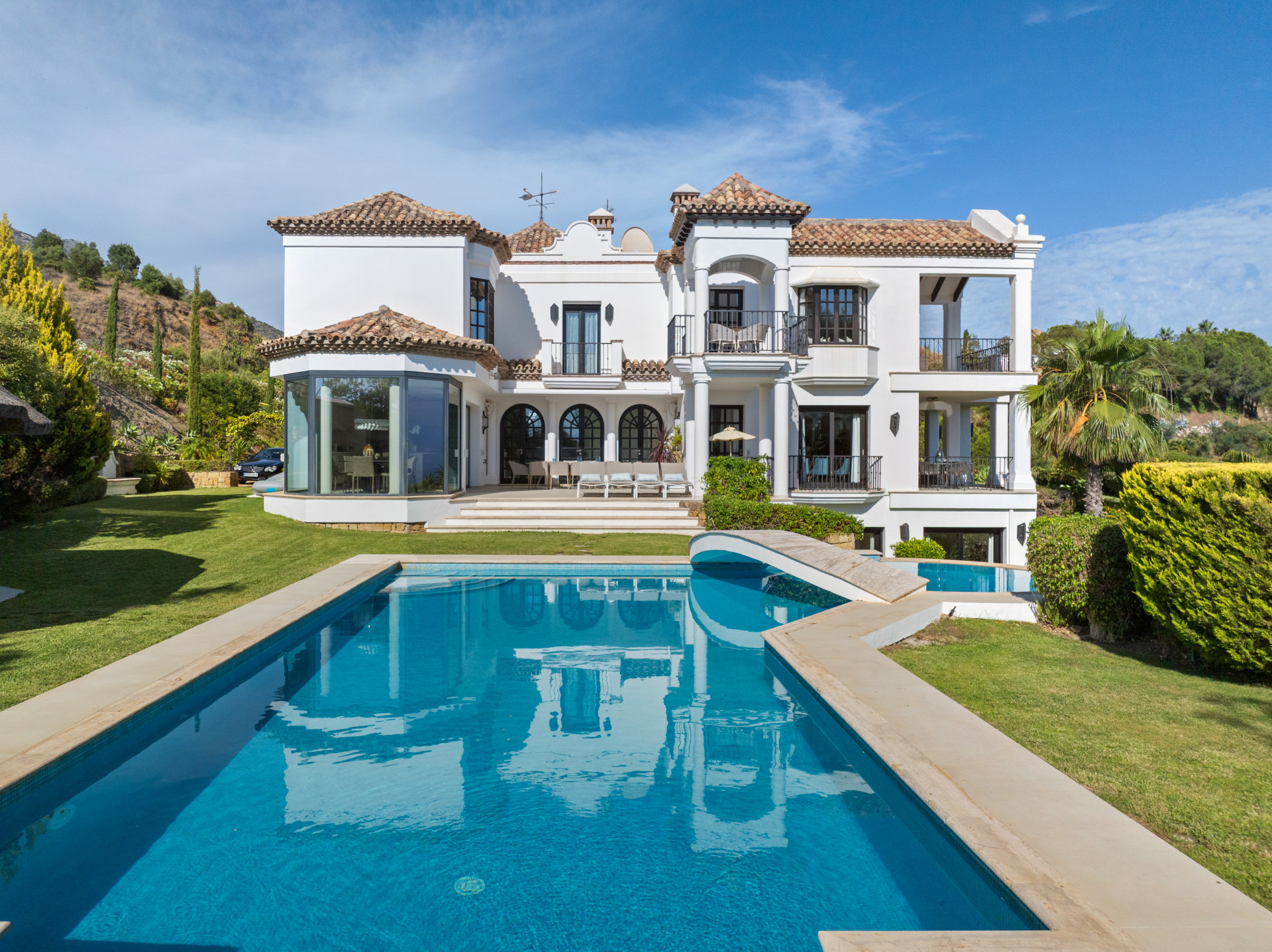 Image of Villa - 6 Bedrooms - 6 Bathrooms for Sale in Malaga-Marbella-Spain, Image 2