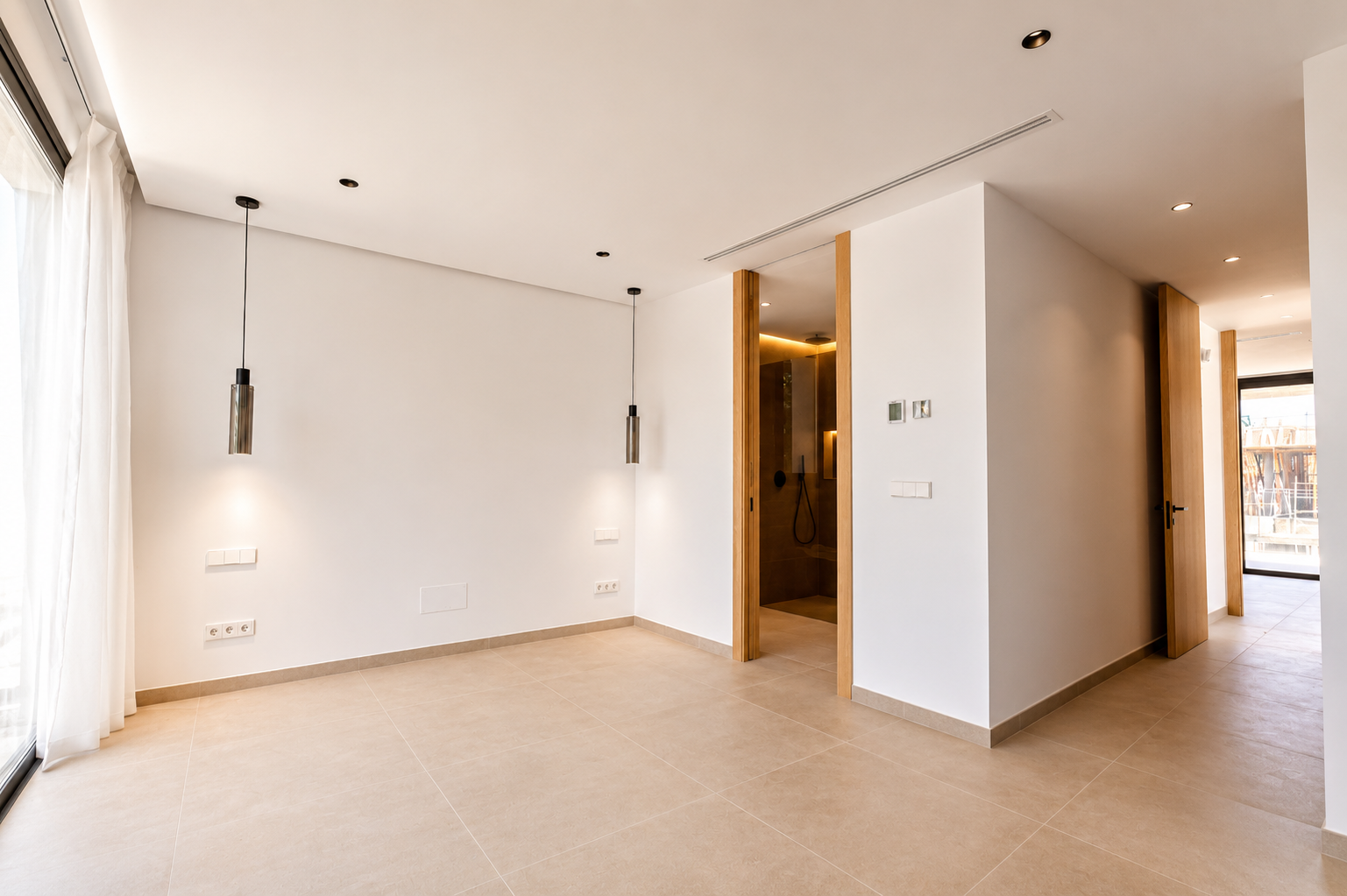  Image of Villa - 8 Bedrooms - 8 Bathrooms for sale in Malaga-San Pedro de Alcantara-Spain, Image 9