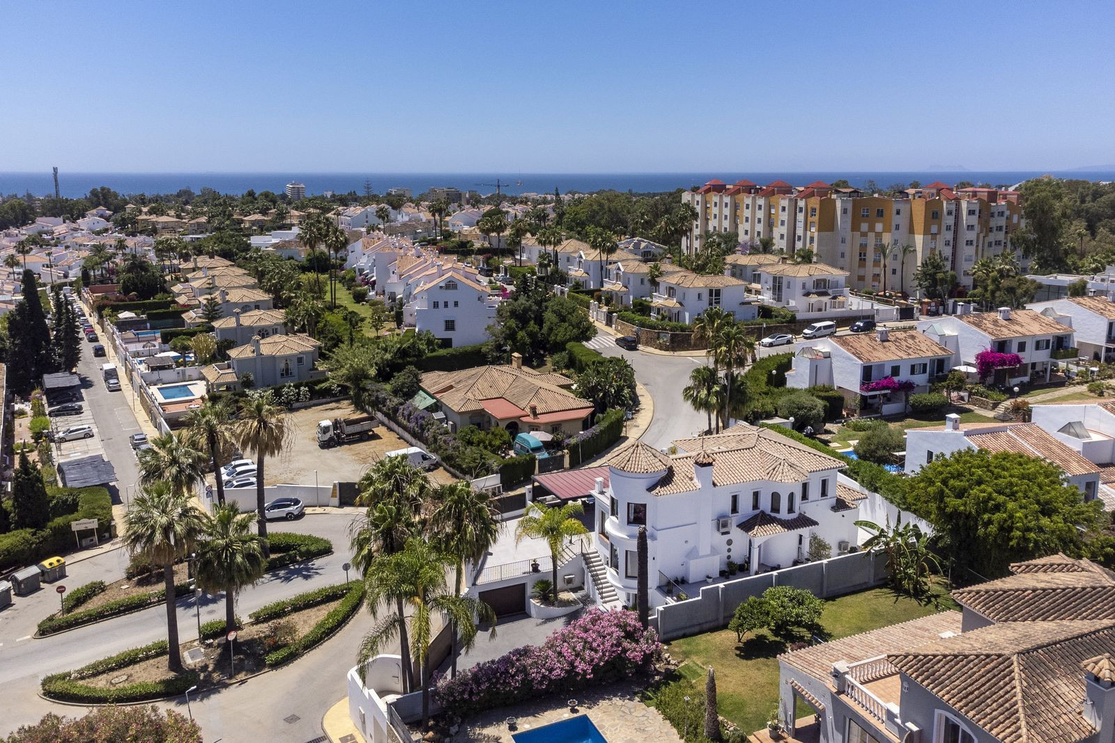  Image of Villa - 6 Bedrooms - 5 Bathrooms for sale in Malaga-Estepona-Spain, Image 7